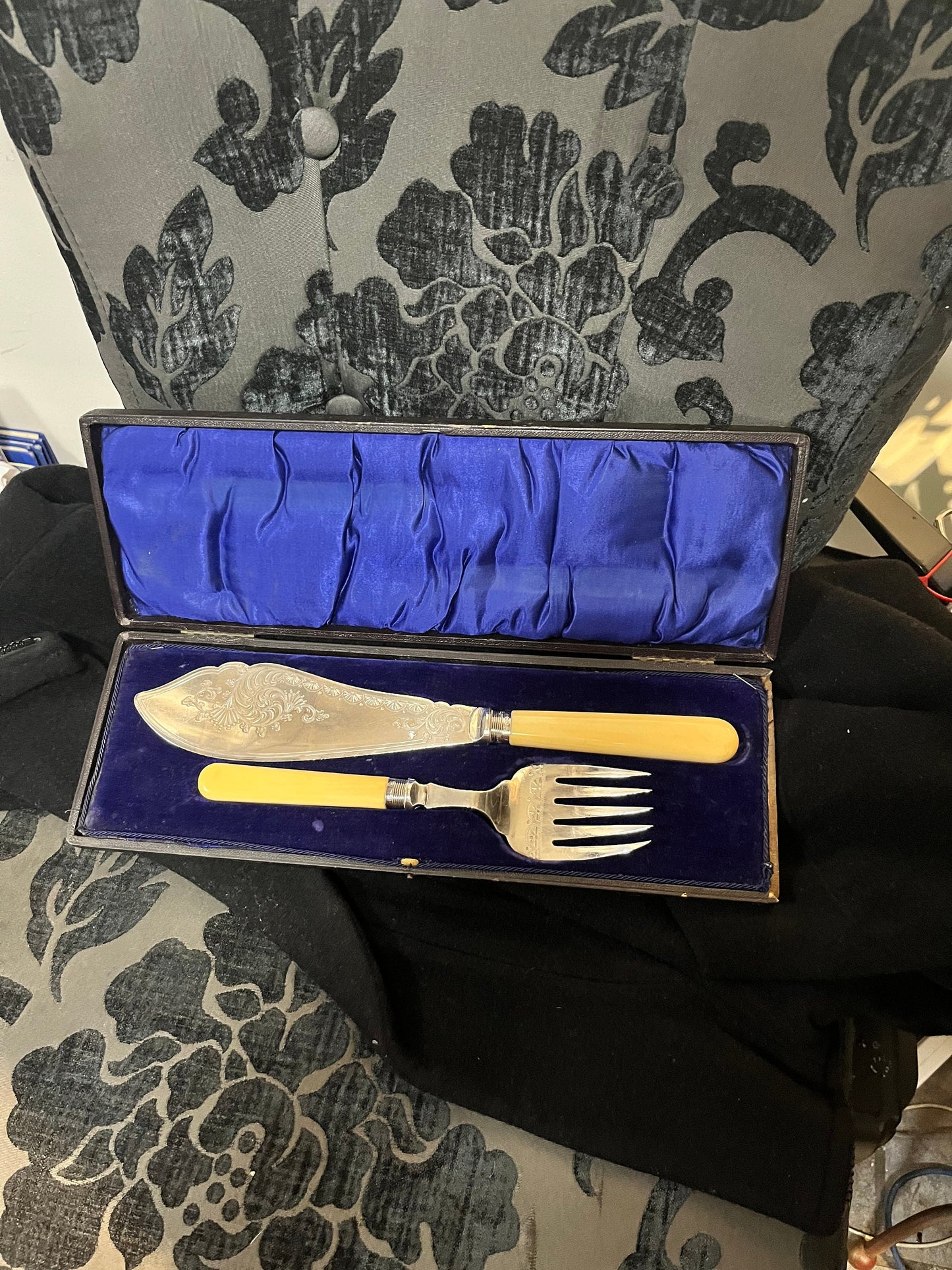 Stunning english silver fish set in original box inside his condition