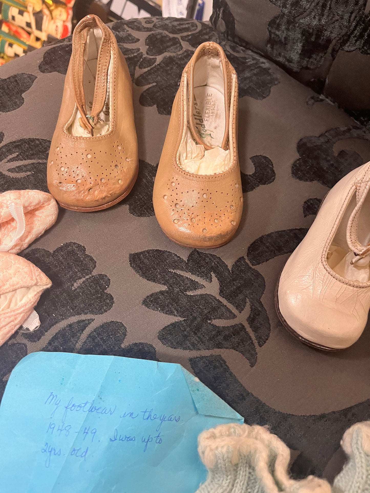 Lot beautiful antique shoes  doll or children  great condition. Approx 5 inches long each  great value