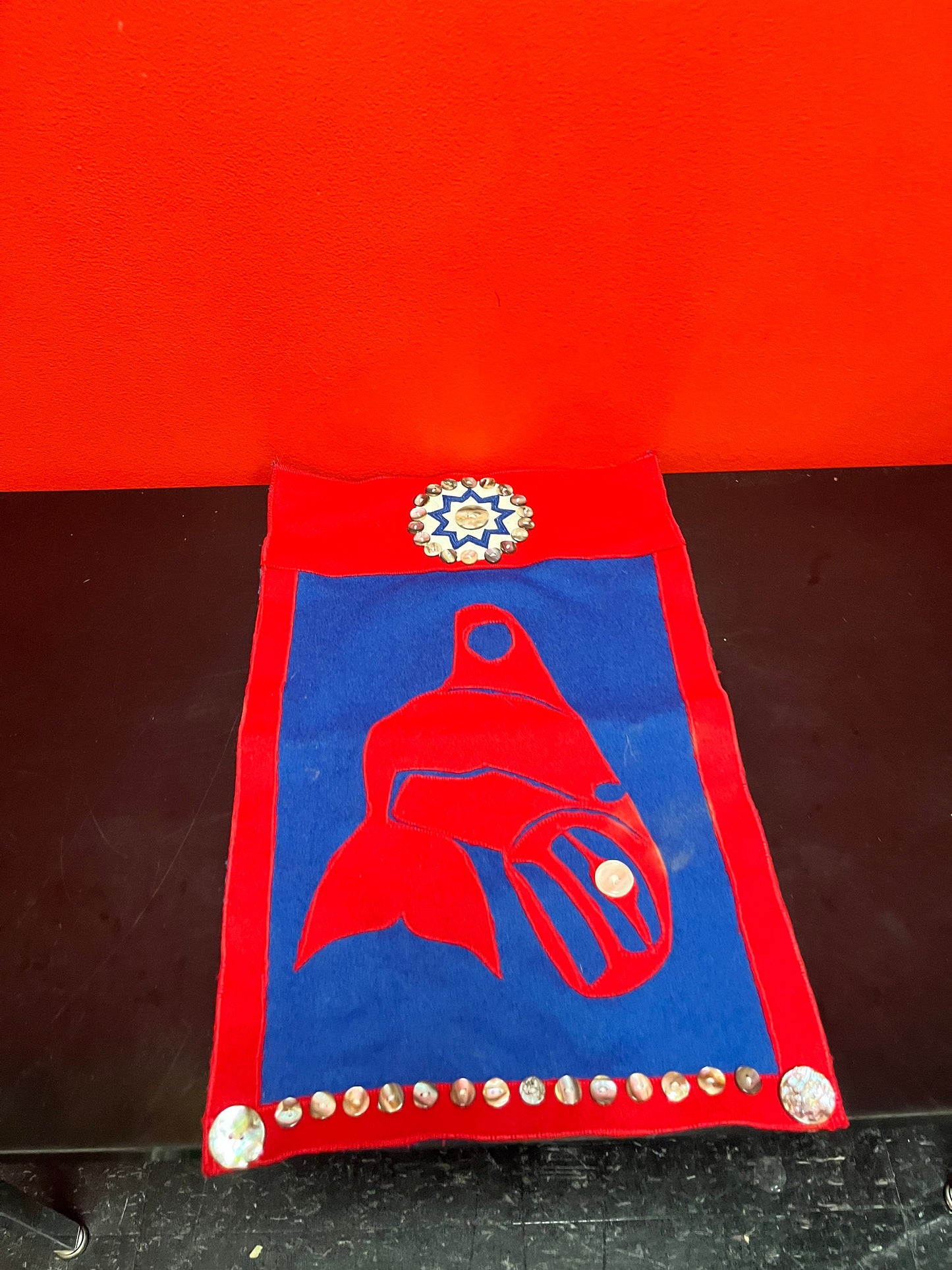 A  Museum quality 18 x 12 indigenous pacific northwest coast Salish  mother of pearl buttoned fabric killer whale textile - wow