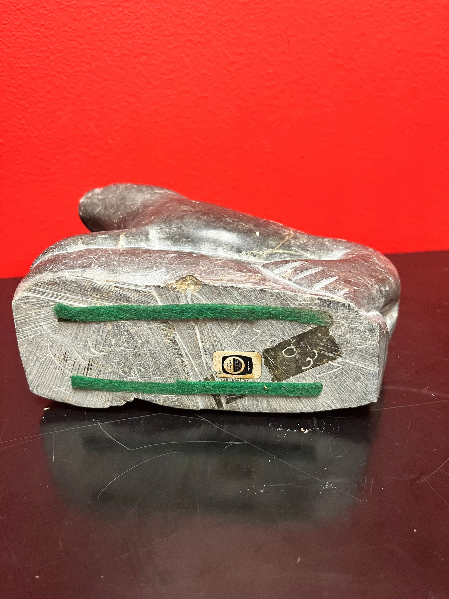 Antique indigenous Inuit, 7 x 4 stunning, soapstone hunting seal  with sticker and number  wow  good antique condition