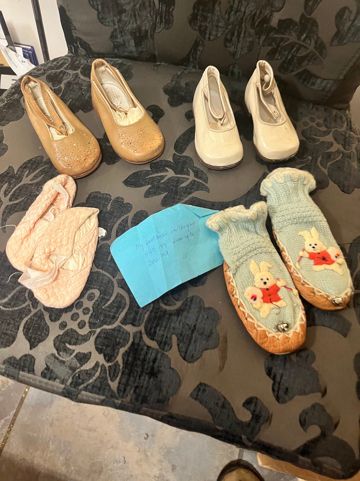 Lot beautiful antique shoes  doll or children  great condition. Approx 5 inches long each  great value