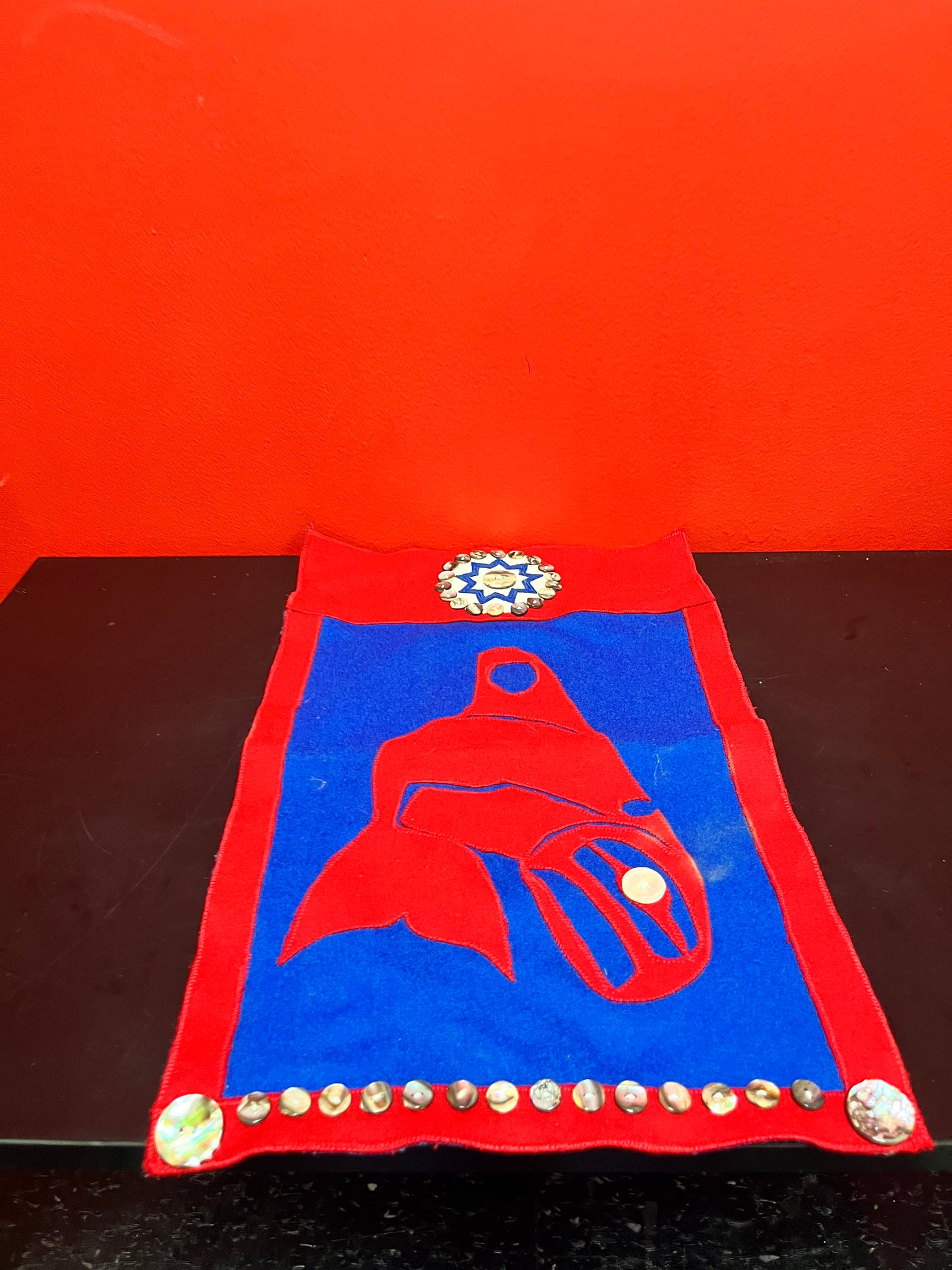 A  Museum quality 18 x 12 indigenous pacific northwest coast Salish  mother of pearl buttoned fabric killer whale textile - wow