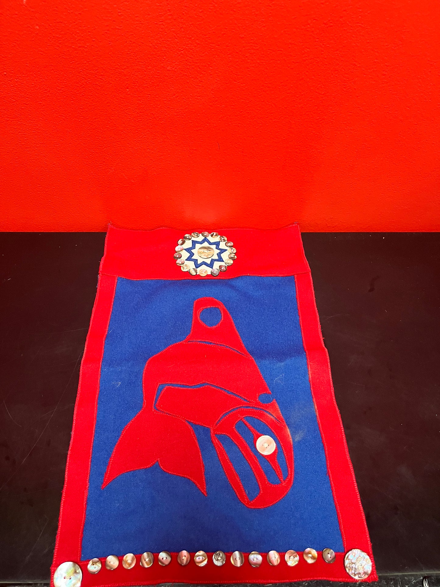 A  Museum quality 18 x 12 indigenous pacific northwest coast Salish  mother of pearl buttoned fabric killer whale textile - wow