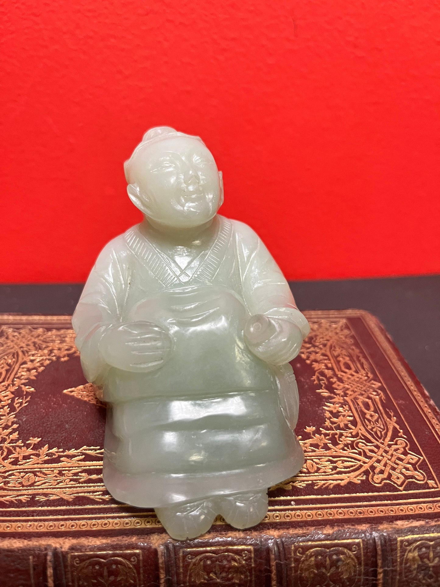Fabulous 3 1/2 inch high antique Chinese solid heavy jade statue of a seated warrior  great detail  value priced