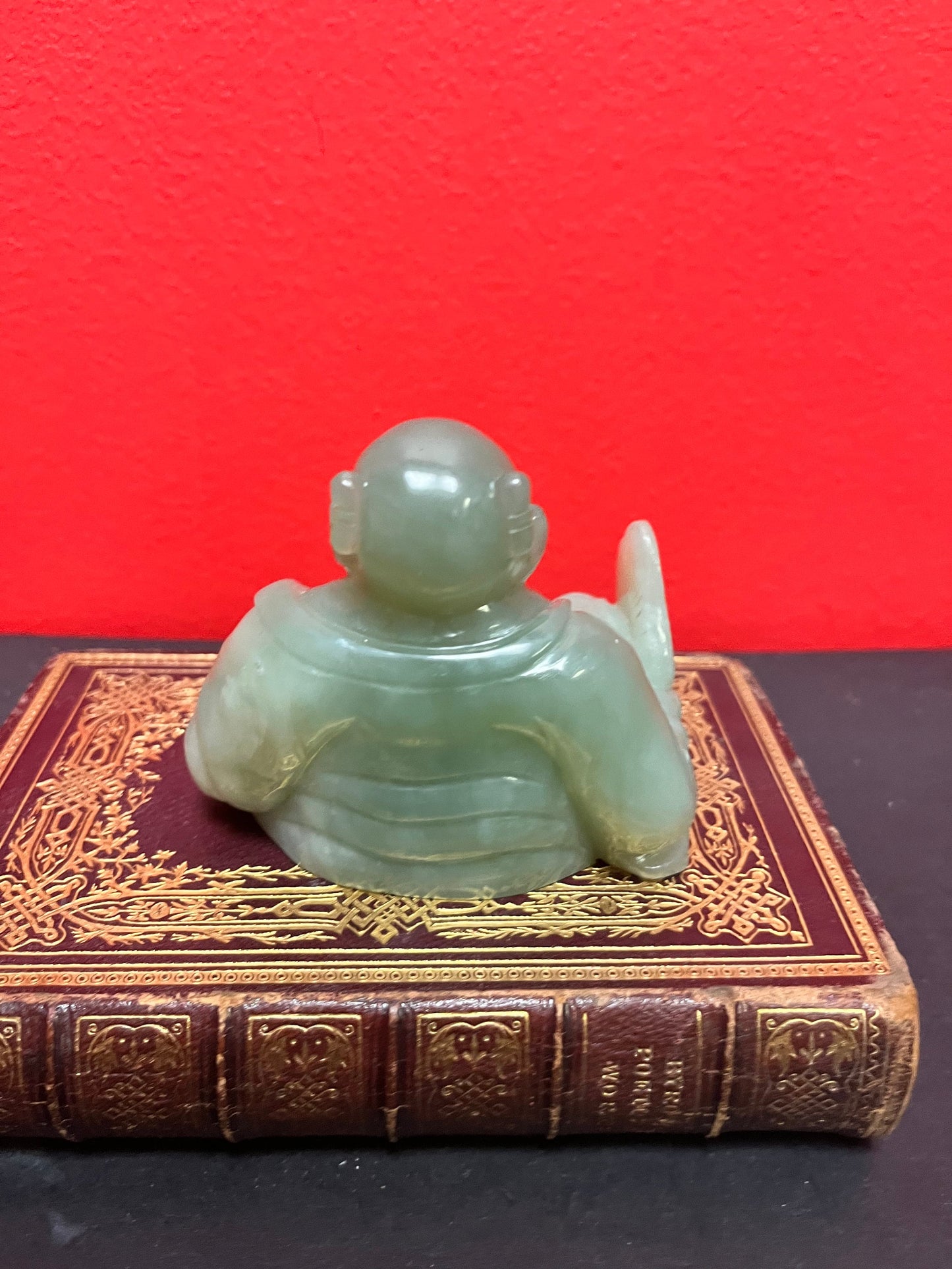 A  Fabulous 3 inch high antique Chinese solid heavy jade statue of a Buddha  great detail  value priced