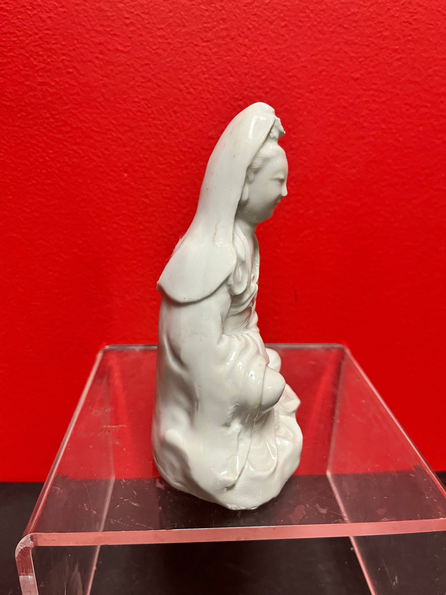 Antique Chinese Blanc de chine statue  great condition