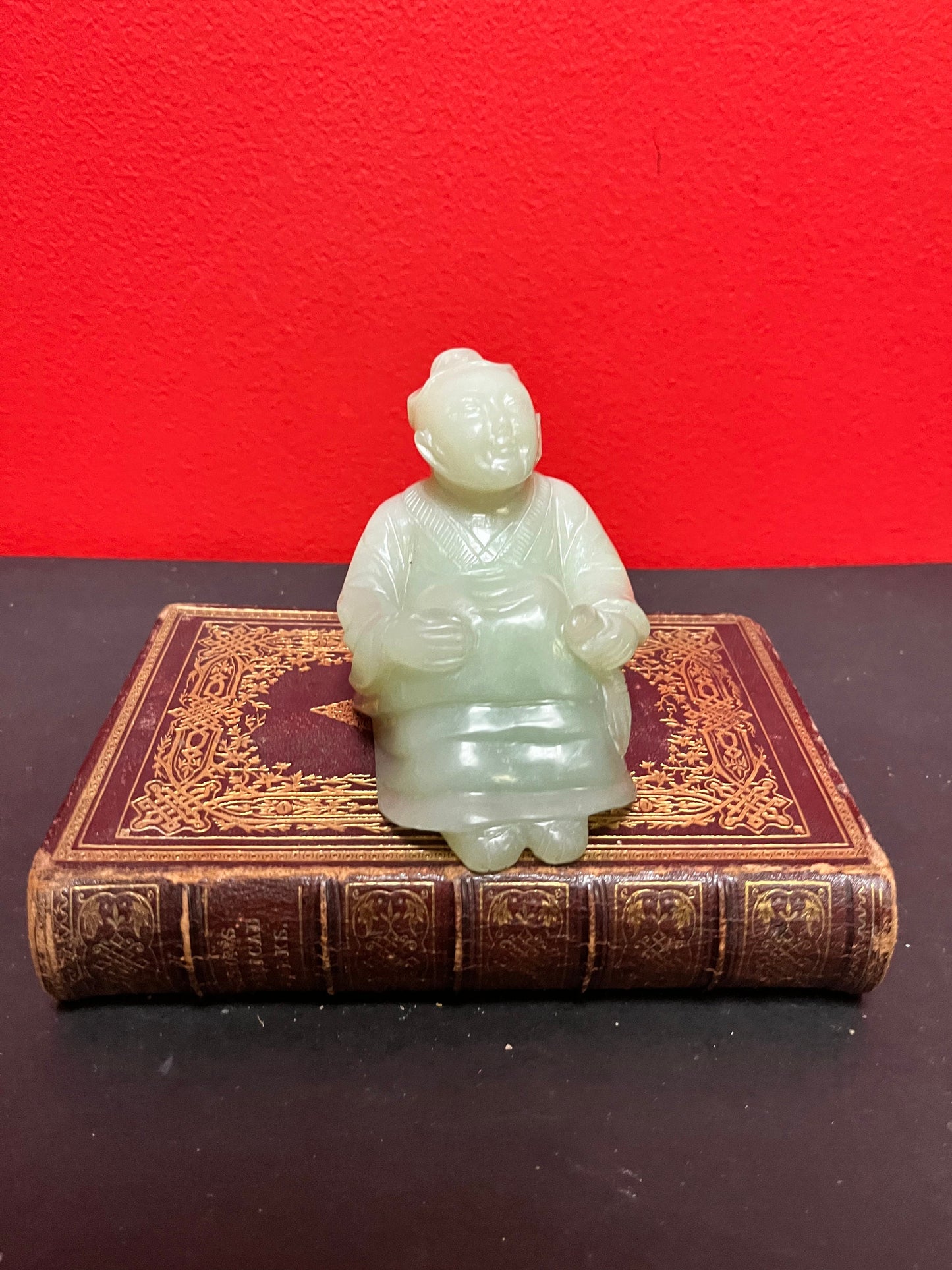Fabulous 3 1/2 inch high antique Chinese solid heavy jade statue of a seated warrior  great detail  value priced