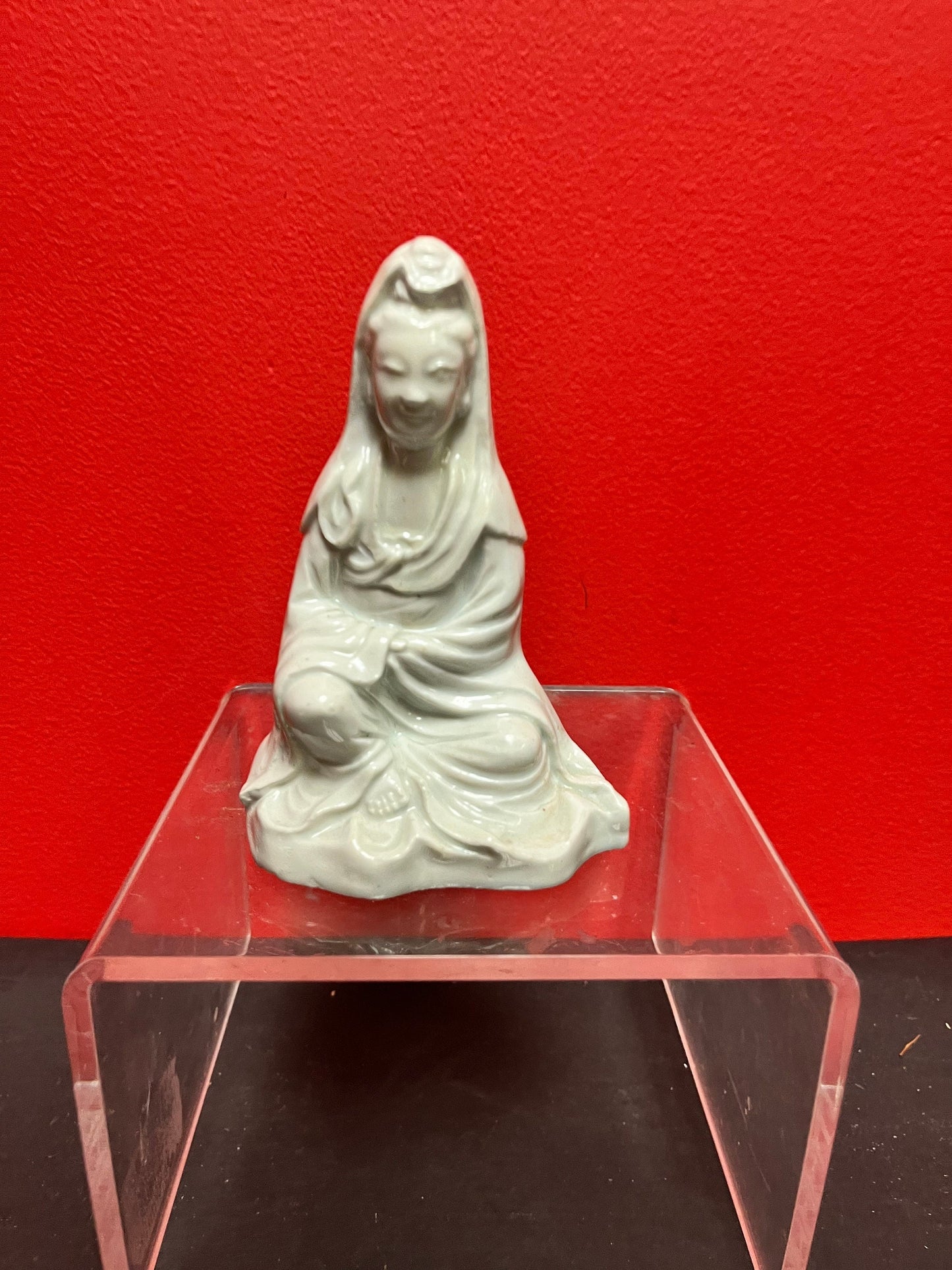 Antique Chinese Blanc de chine statue  great condition