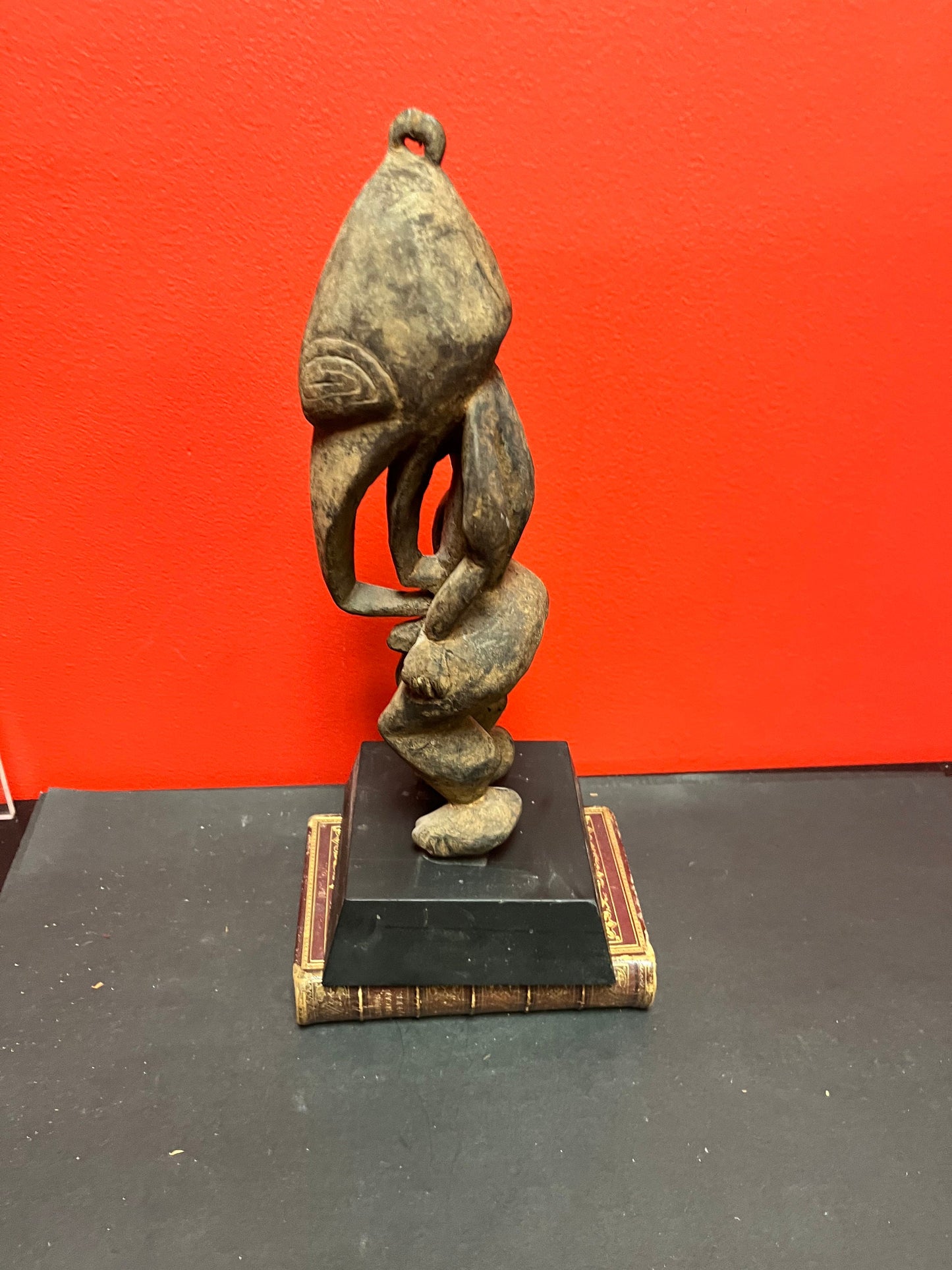 Very rare museum quality 14 inch tall Papua New Guinea 19th century statue on stand  wonderful look and patina
