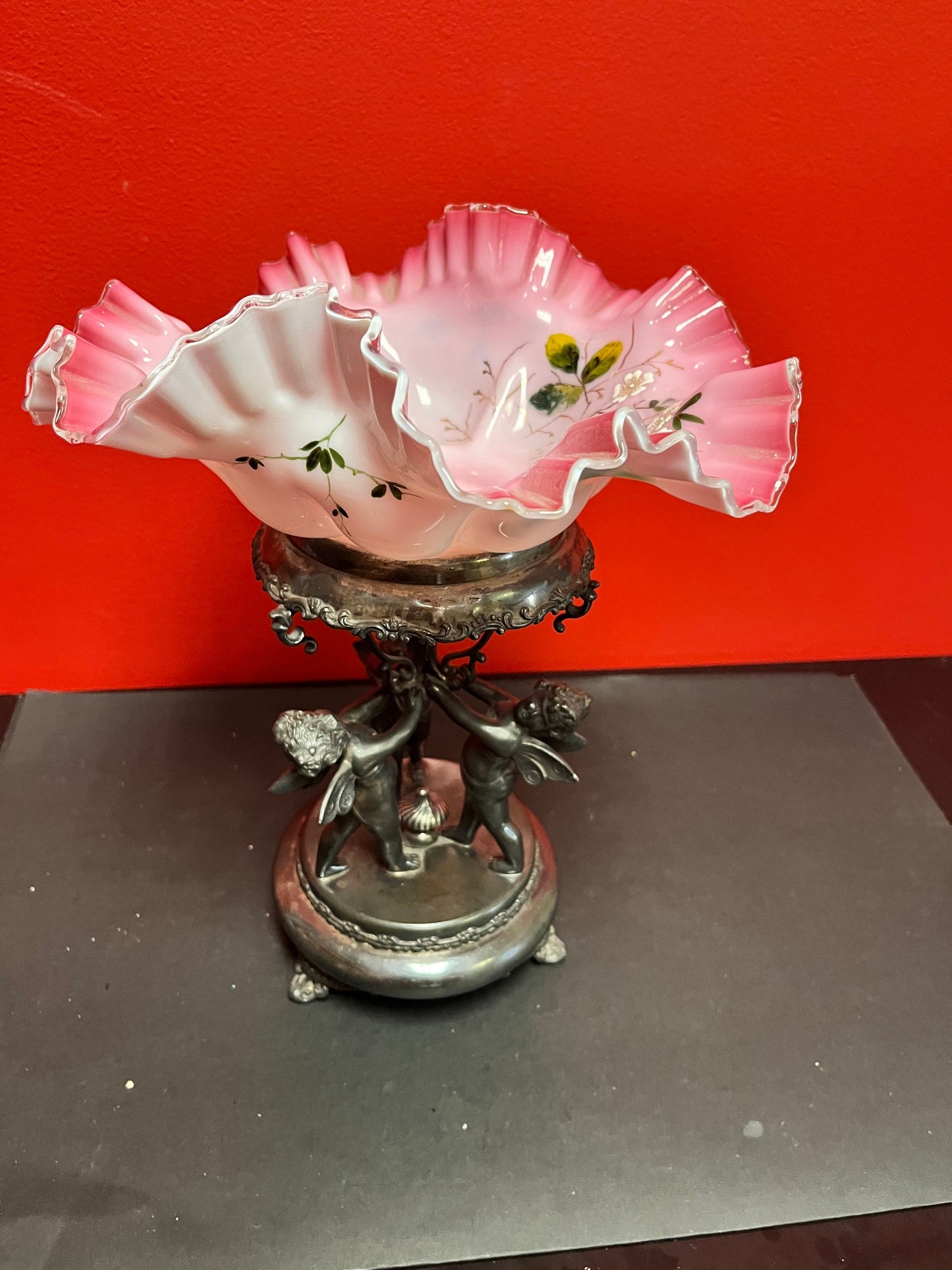 Stunning mid-19 century ruffle glass and silver plated cherub bridal basket  mint condition