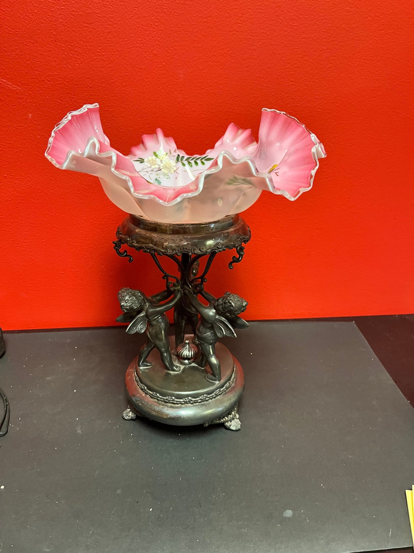 Stunning mid-19 century ruffle glass and silver plated cherub bridal basket  mint condition