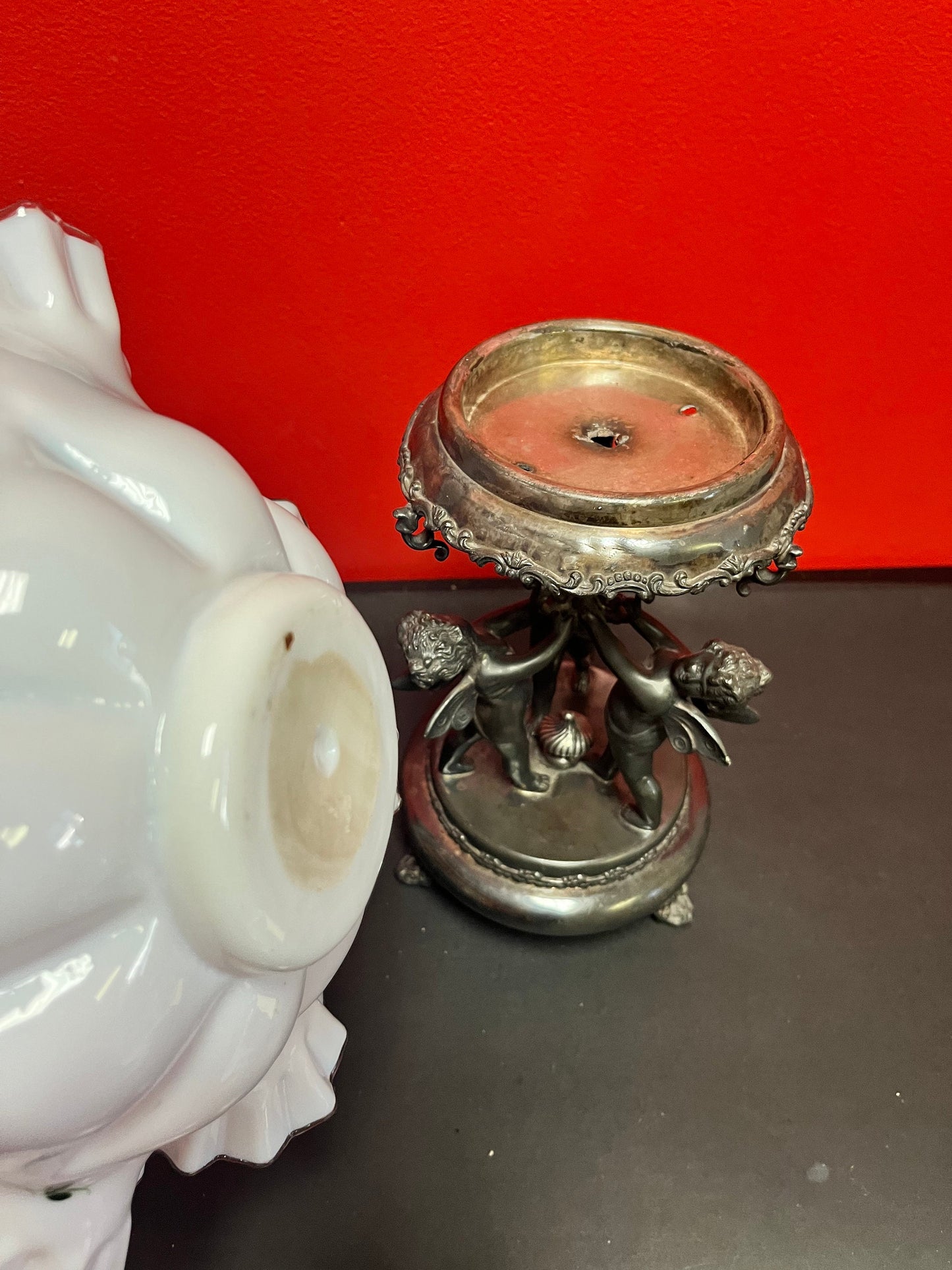 Stunning mid-19 century ruffle glass and silver plated cherub bridal basket  mint condition