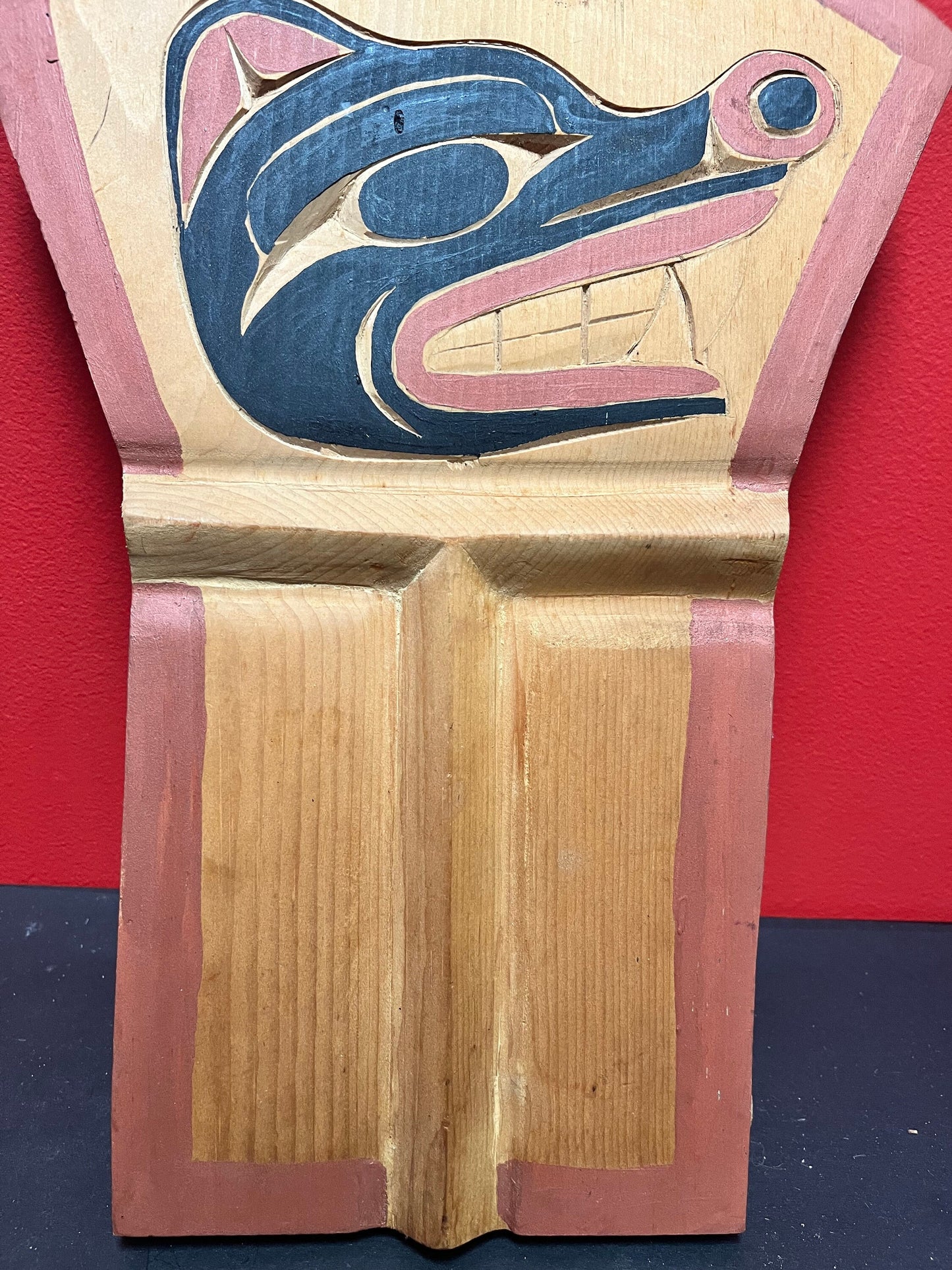 17 x 6 1/2 x 1 thick cedar indigenous, first nations pacific northwest coast bear plaque or board  needs hanger  great detail -