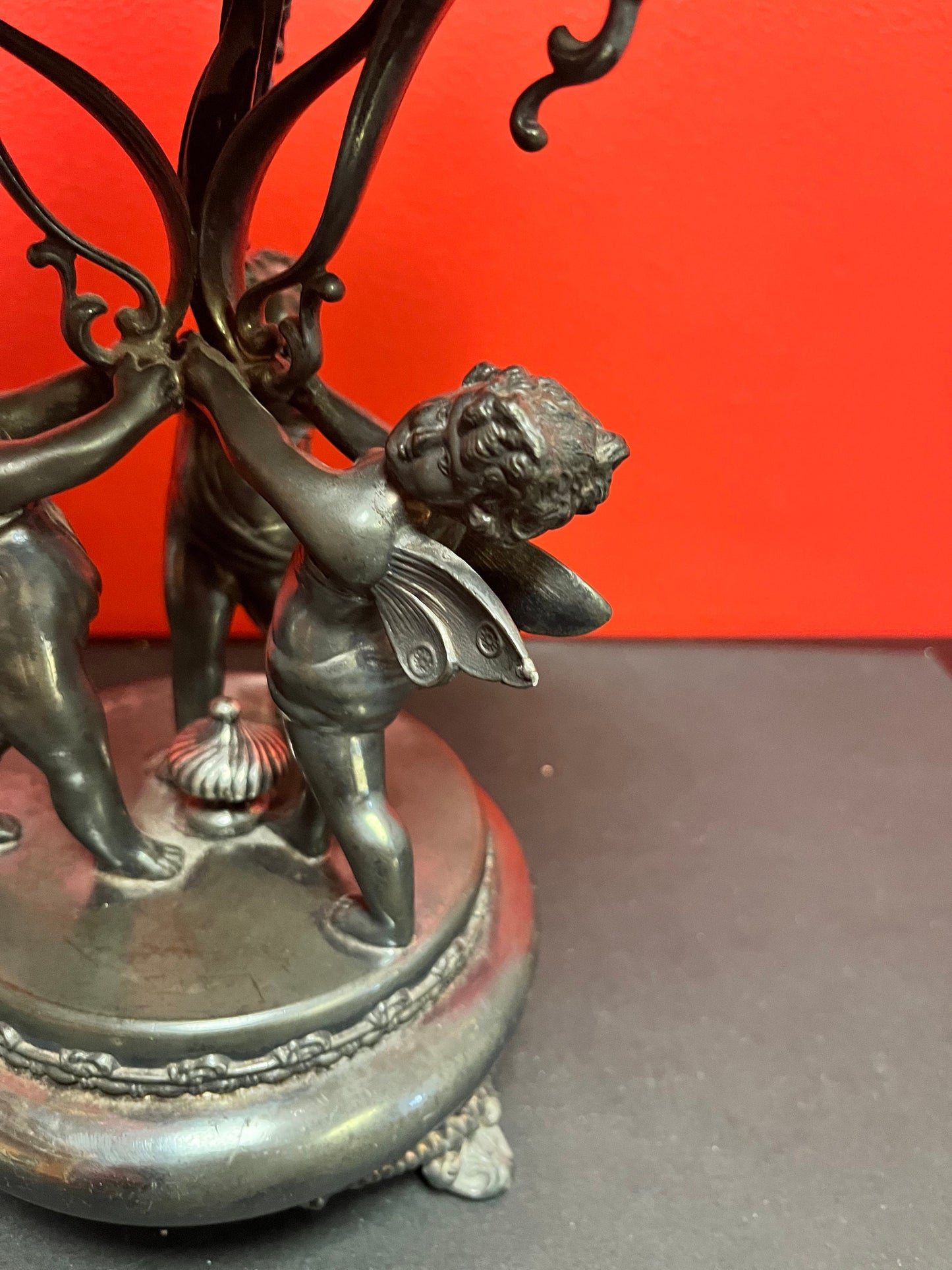 Stunning mid-19 century ruffle glass and silver plated cherub bridal basket  mint condition