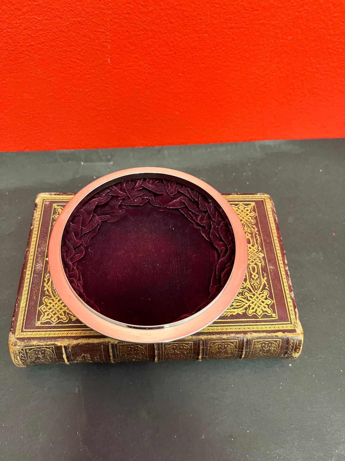 A beautiful 4 x 2 high antique Japanese  enamel cloisonné box with velvet lining  stunning condition