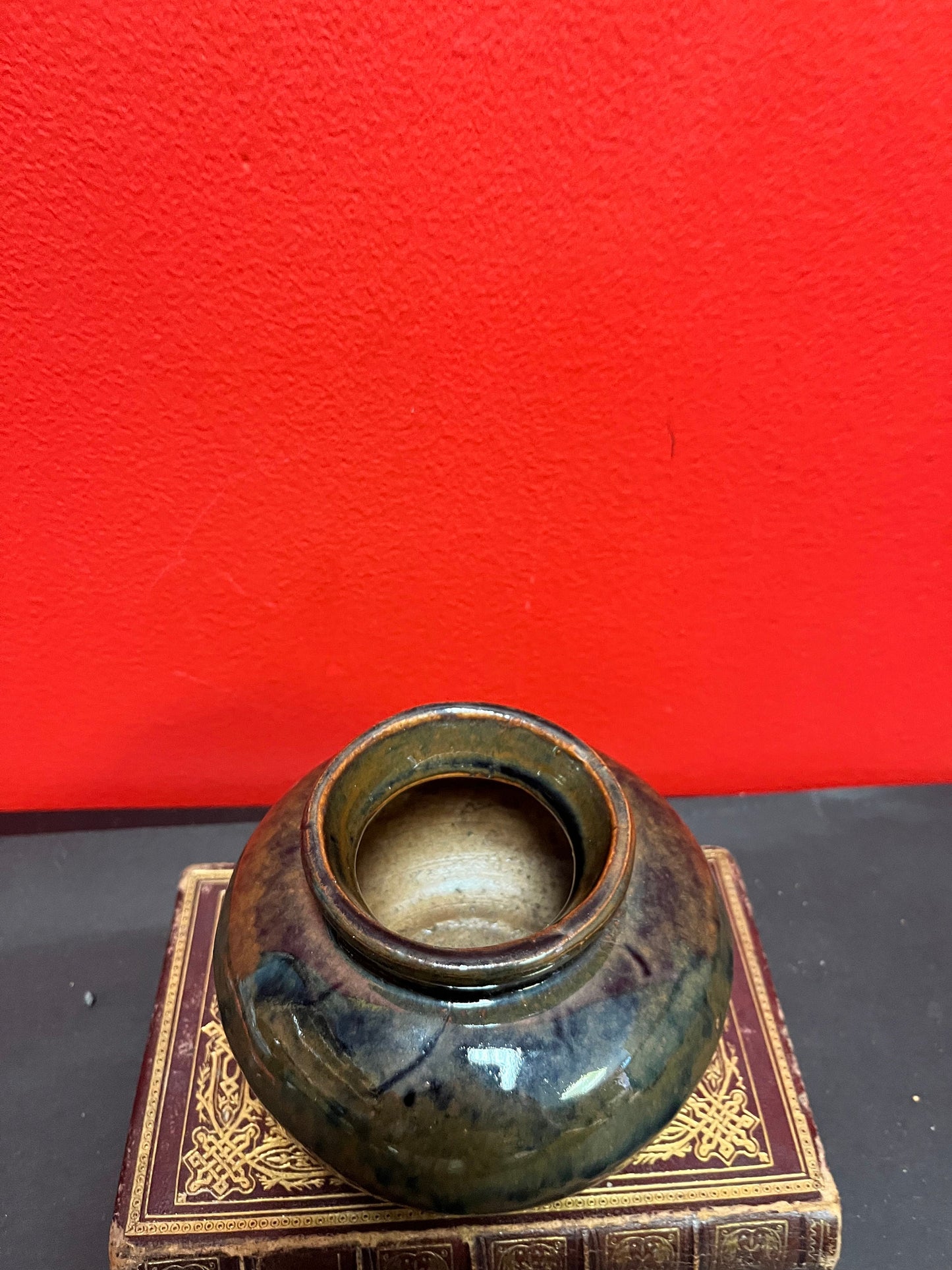 Rare Chinese authentic 4 inch high song dynasty pot / vase  wonderful glaze  museum quality