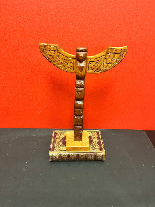 8 x 12 tall unsigned primitive beautiful totem pole