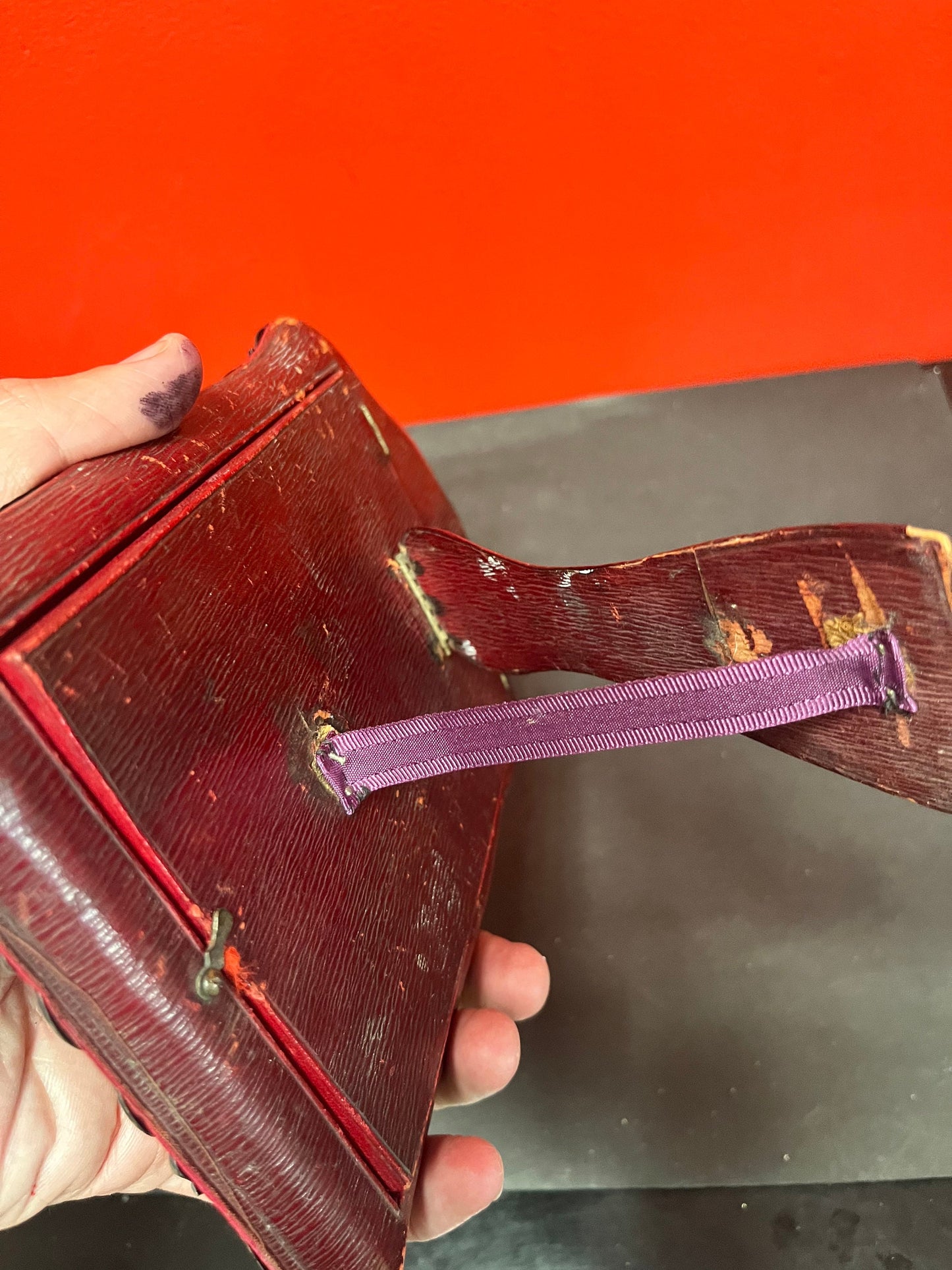 Stunning antique English sterling frame  9 x 6 to fit a 4 x 6 picture wonderful detail