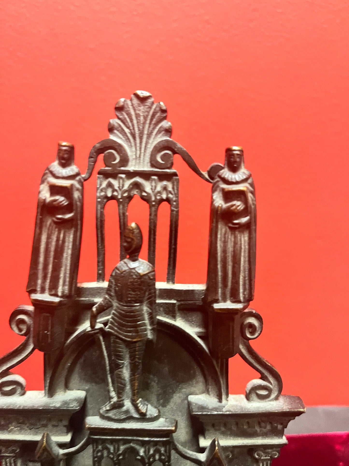 Stunning 10 inch early antique European bronze statue on marble stand fabulous detail