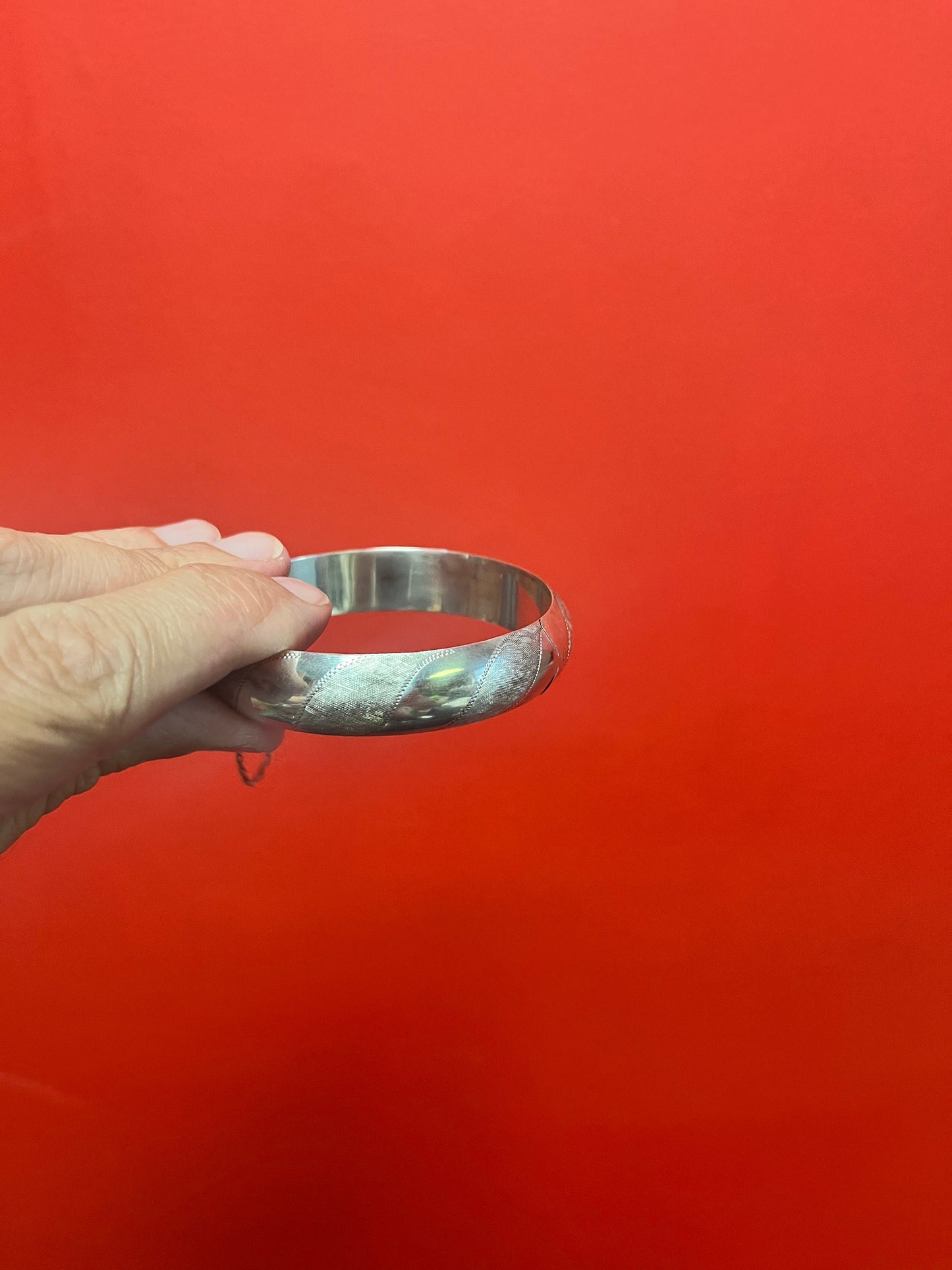 4 inch wide lovely sterling silver 925 bangle  bracelet with lovely detail  the best