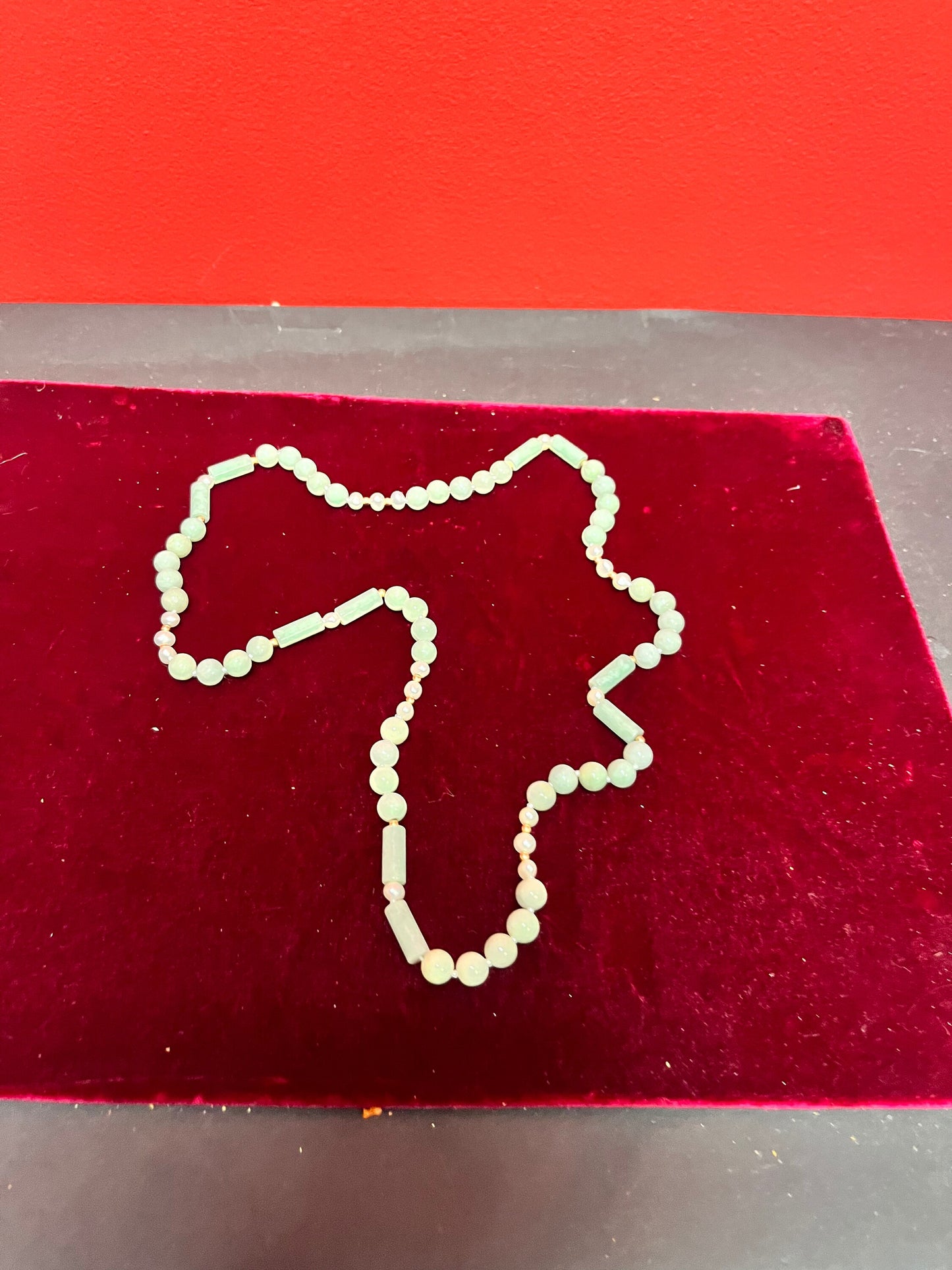 Approximately 27 inch light Jade and pearl necklace   great value