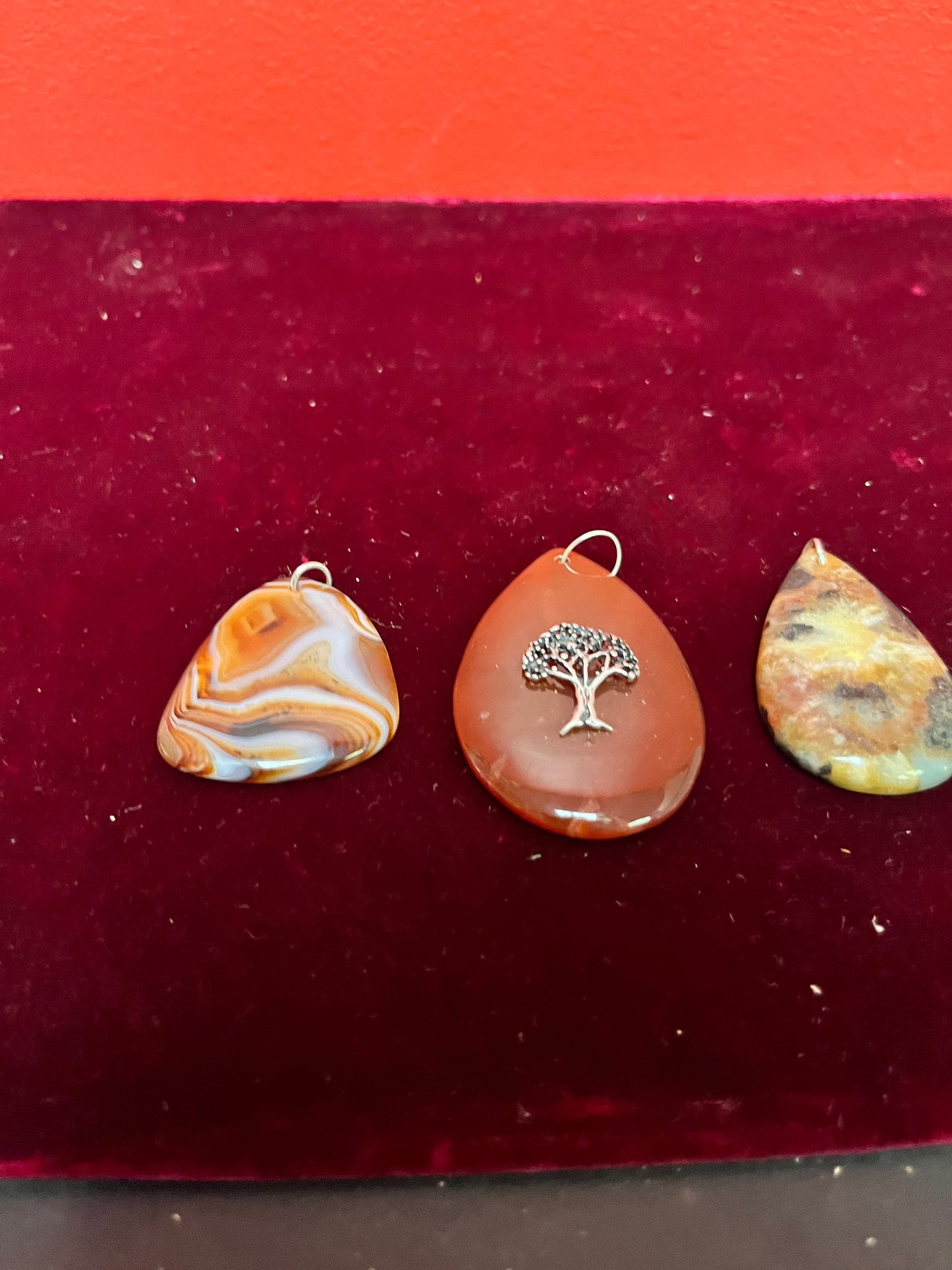 Small collection of lovely pendants   great gifts or for resale