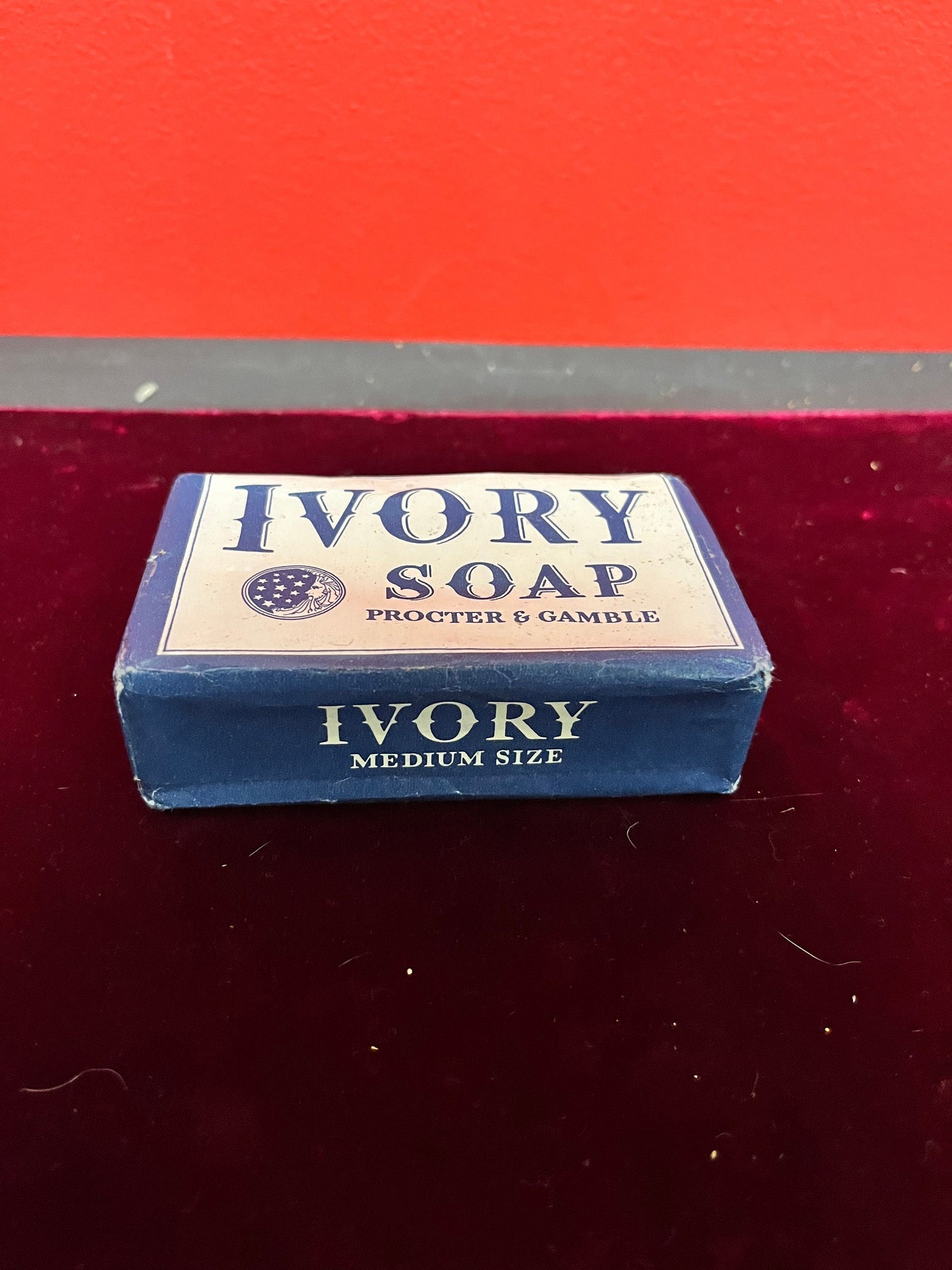 Authentic 1940s ivory soap   in original packaging and like new  4 x 2 1/2 x 1 high wow