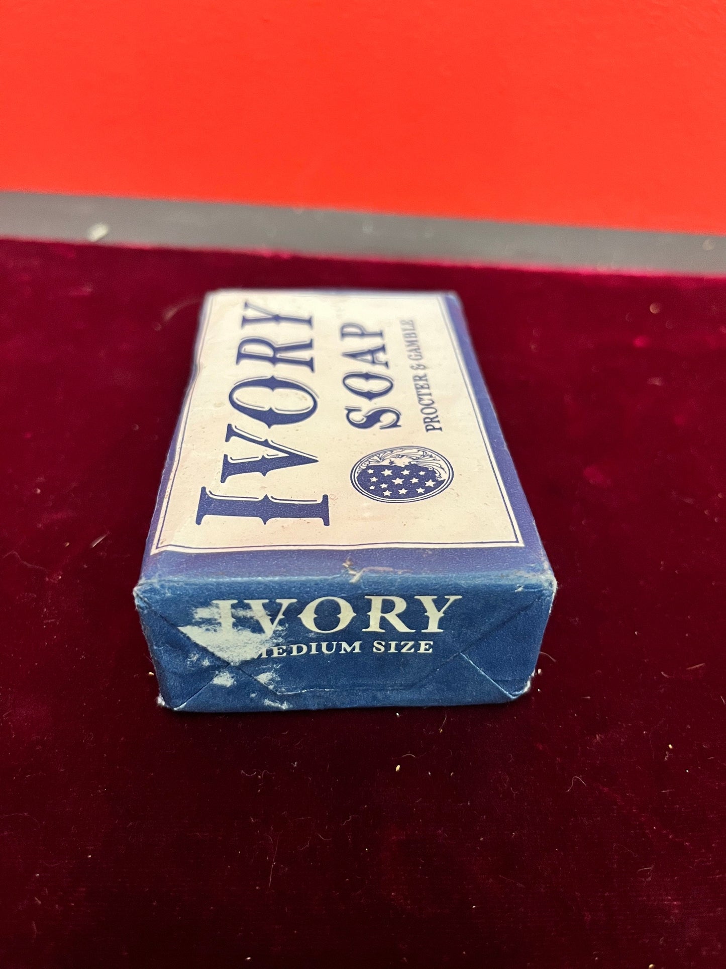 Authentic 1940s ivory soap   in original packaging and like new  4 x 2 1/2 x 1 high wow