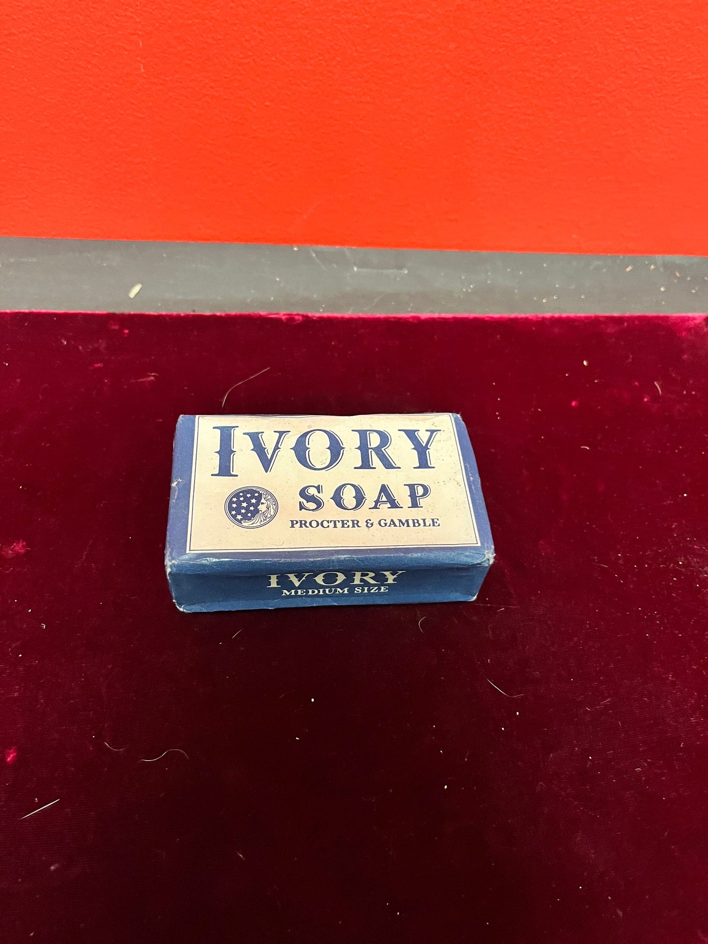 Authentic 1940s ivory soap   in original packaging and like new  4 x 2 1/2 x 1 high wow