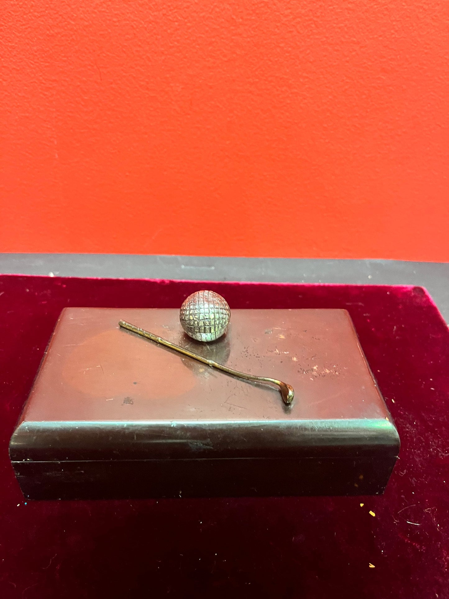 Stunning 6 x 3 x 2 high antique bronze signed Golf box  cigarettes or jewellery  golfers dream gift