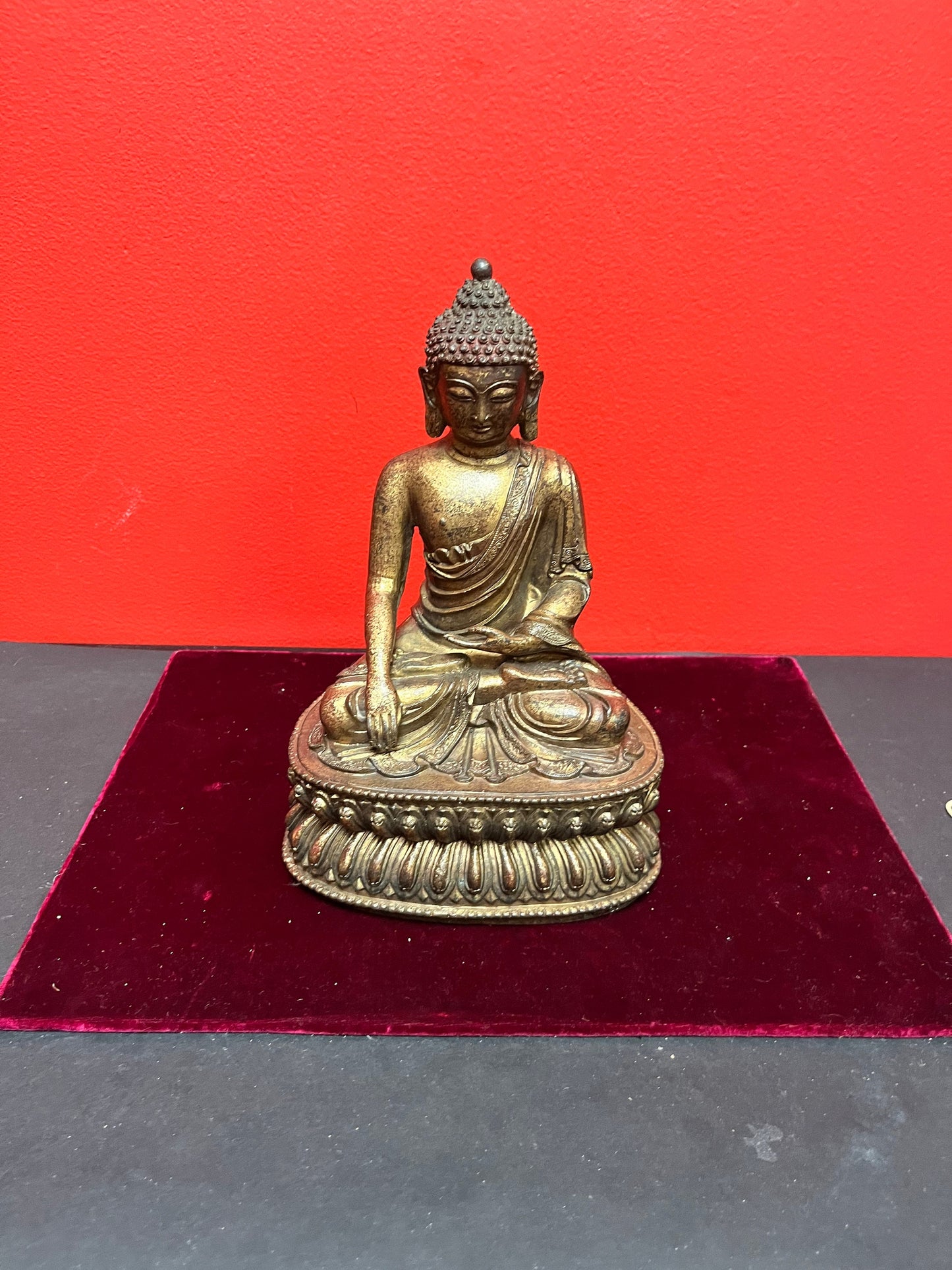 Fabulous antique Chinese 10 inch bronze Buddha  great patina and condition  wonderful detail and good value