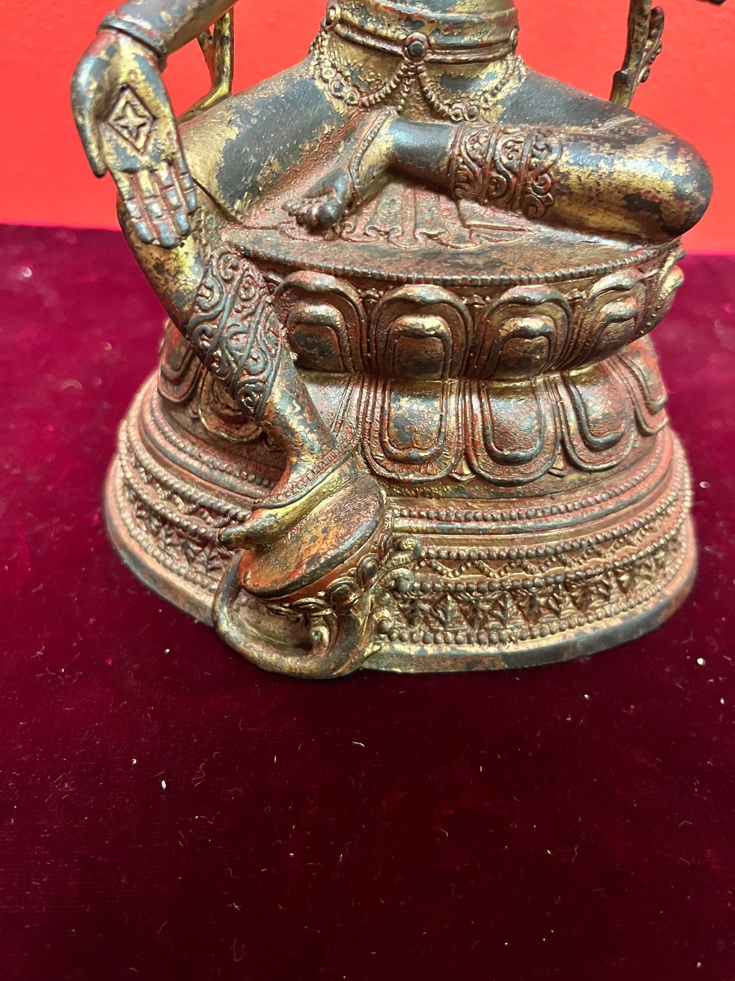 8.5 inch rare museum quality Thai bronze Buddha  wonderful Condition and Patina  Stunning piece  18th century