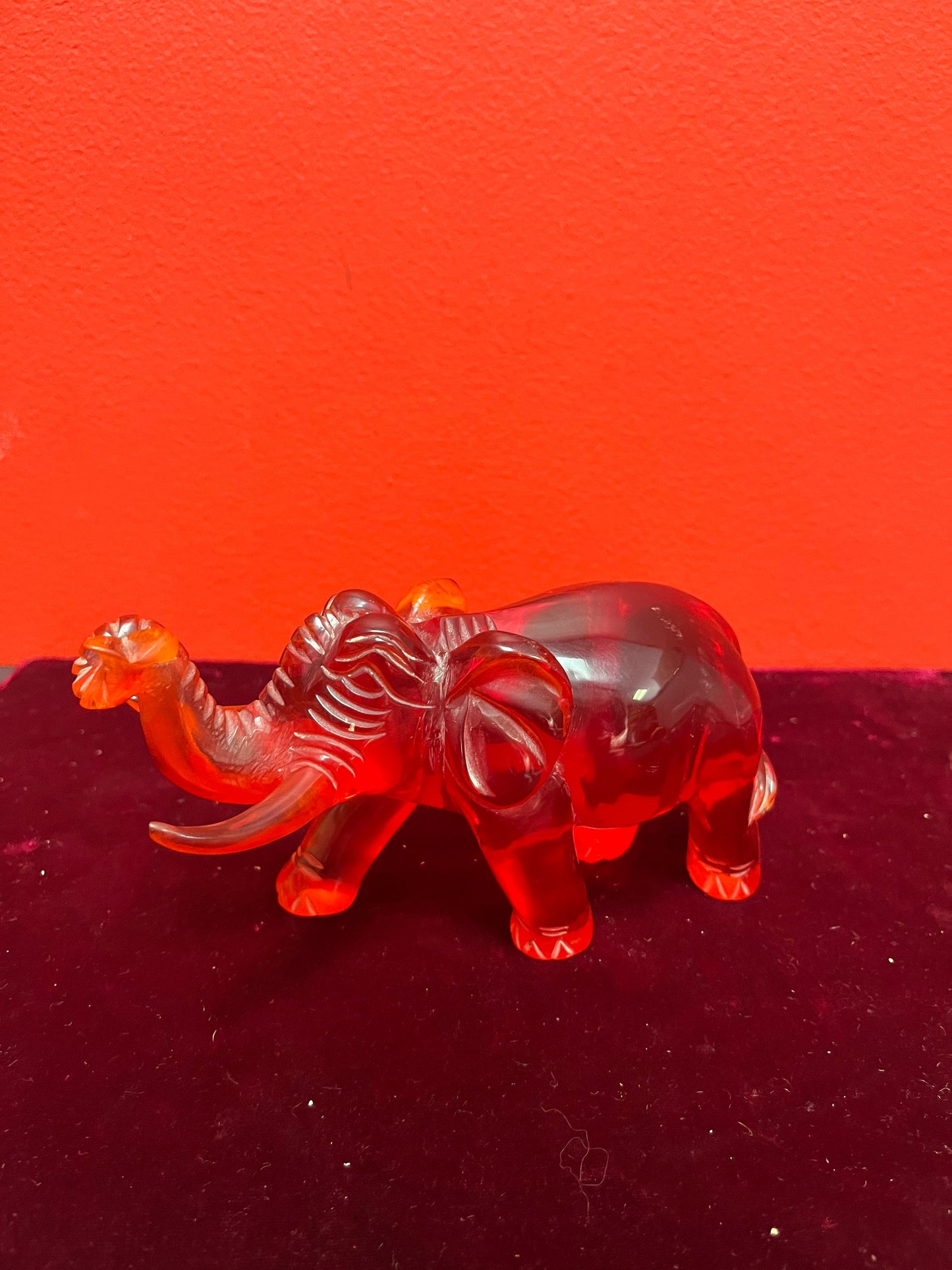 Lovely 6 inch long cherry amber elephant  good condition