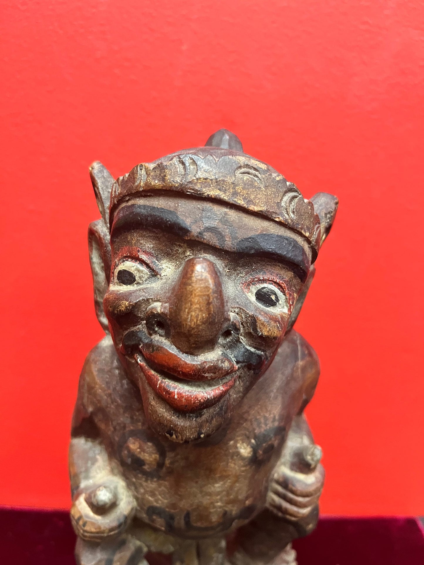 Stunning 10 inch Carved and  hand painted figure  of Hindu  God Twalen — Bali — early 1800s — museum, quality