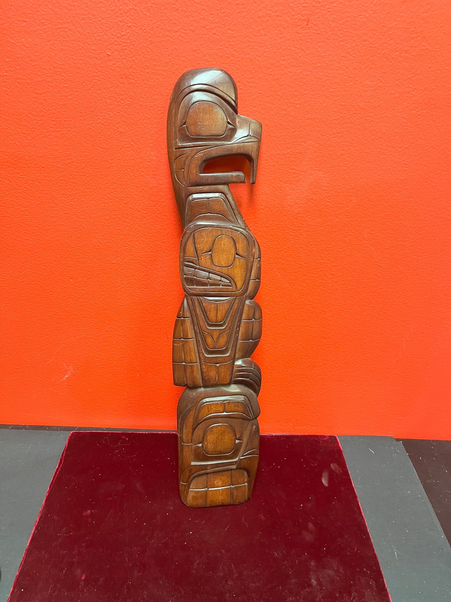 Indigenous first nations pacific northwest coast signed plaque  fabulous detail by a well-known artist