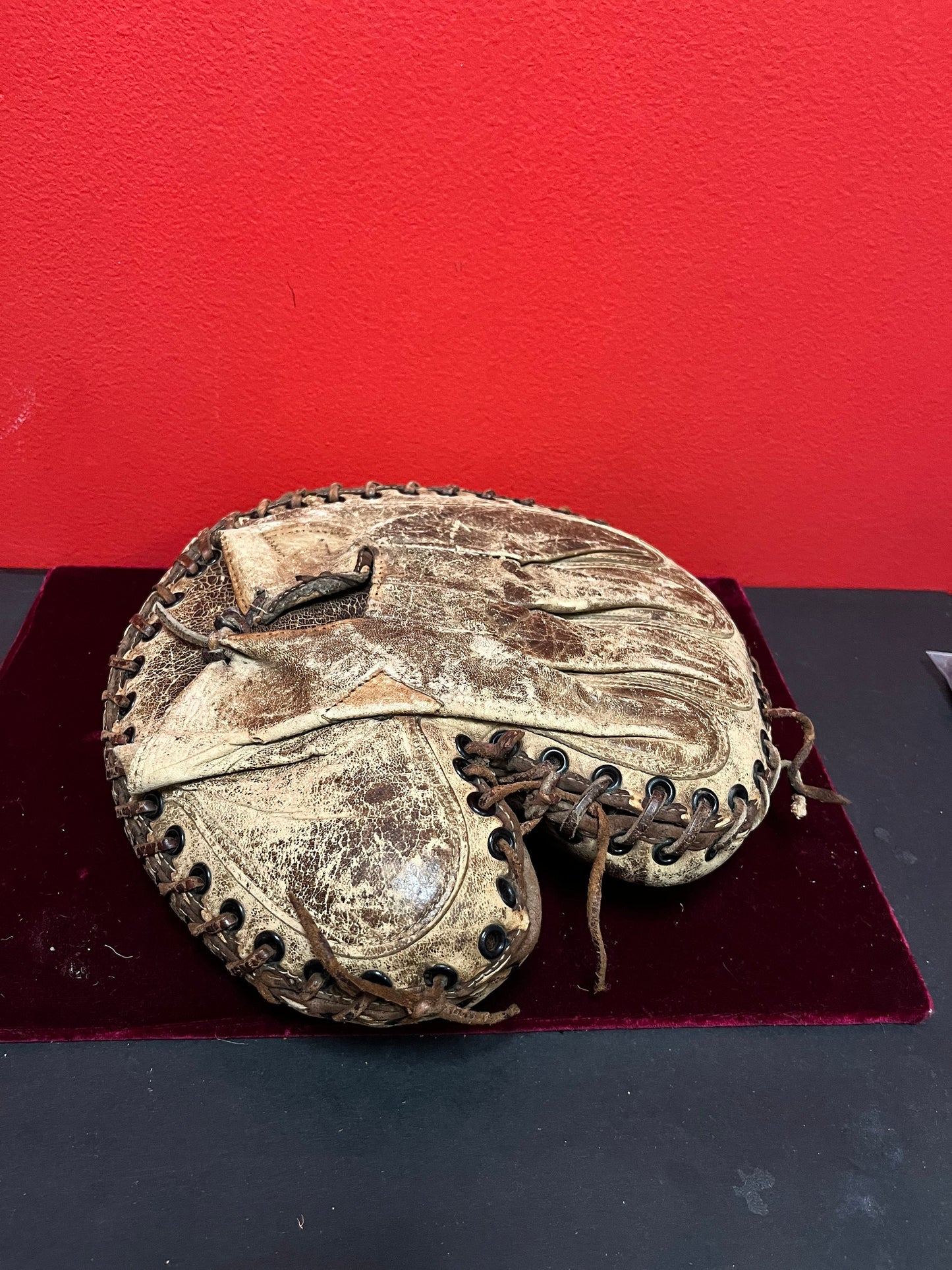 Fabulous  antique  leather baseball catchers mitt  great gift for the baseball enthusiast