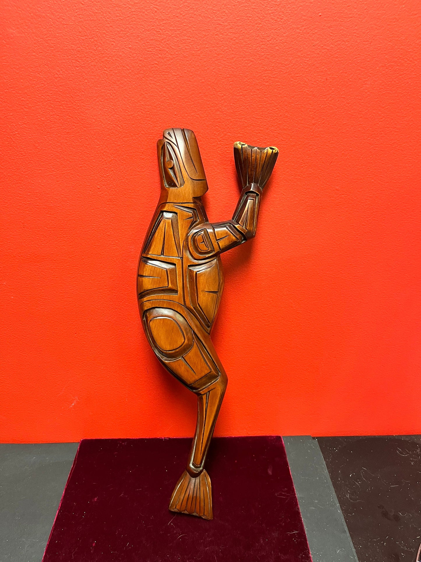 21 inch indigenous first nations pacific northwest coast signed frog man carving  great detail  wow