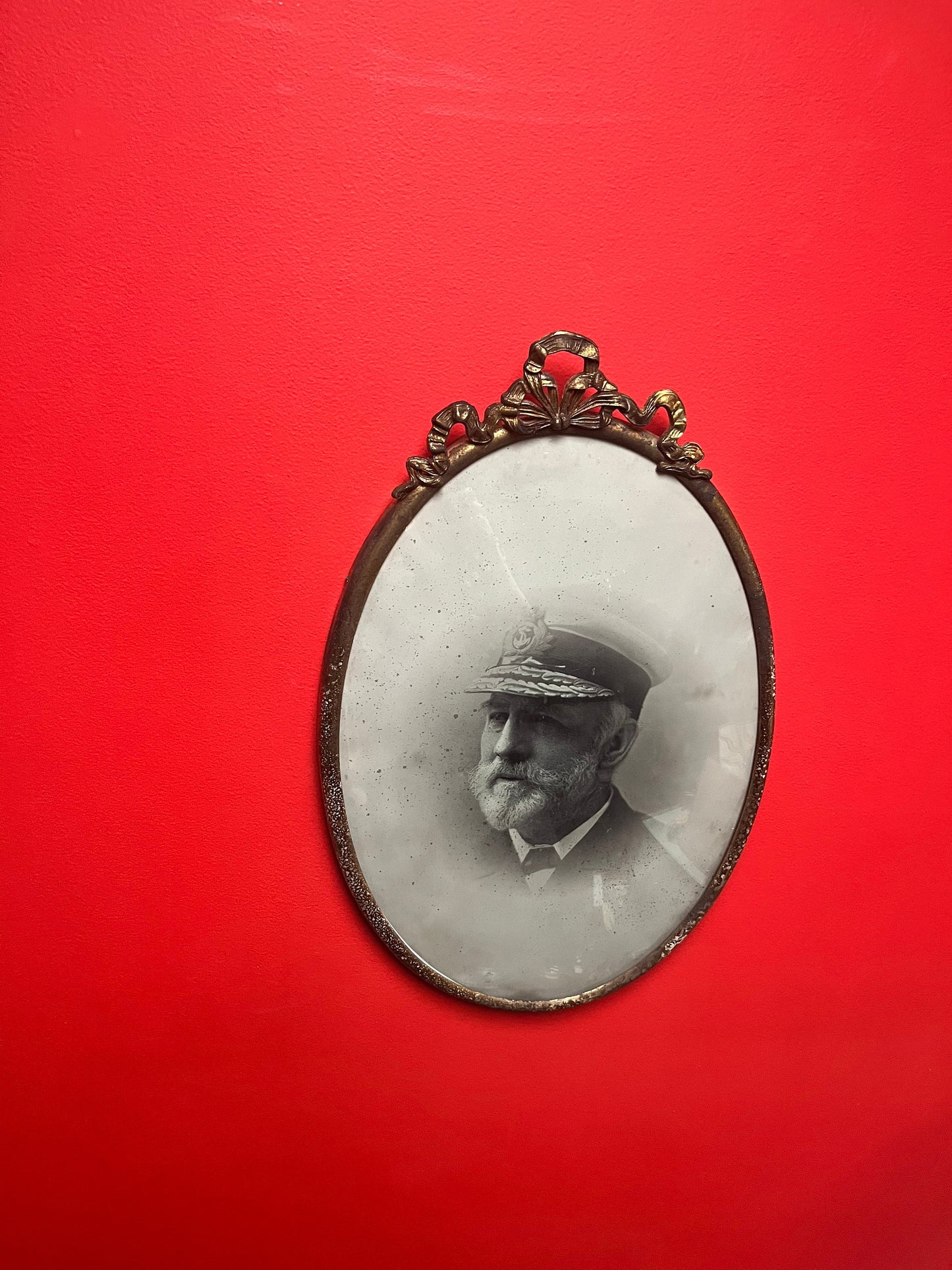 A  Museum quality 1911 titanic tintype photograph of Captain Edward John Smith In original frame   unbelievable piece of titanic history