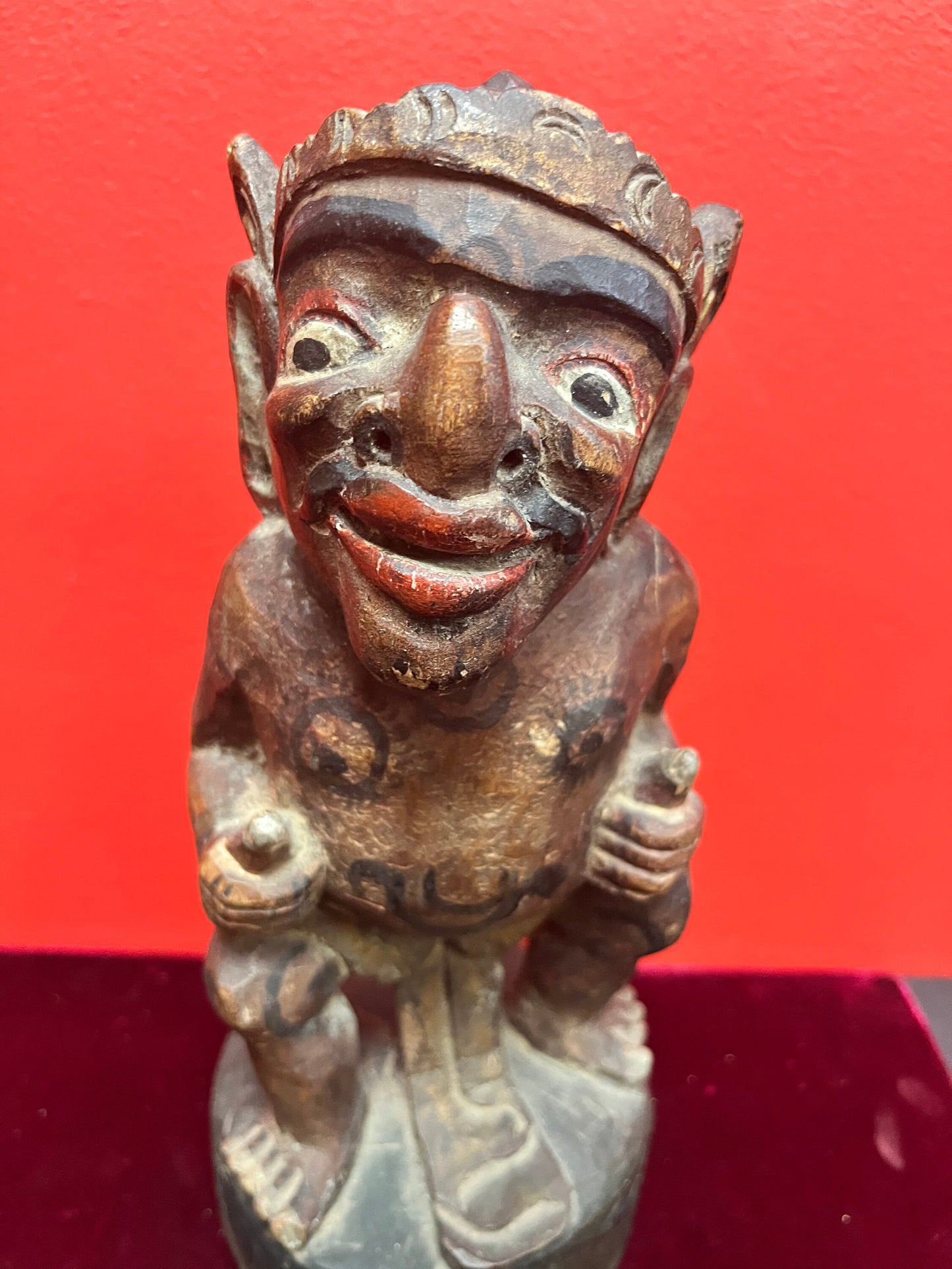 Stunning 10 inch Carved and  hand painted figure  of Hindu  God Twalen — Bali — early 1800s — museum, quality