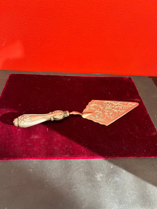 Sterling handled 11 inch cake server  beautiful quality, ready to gift