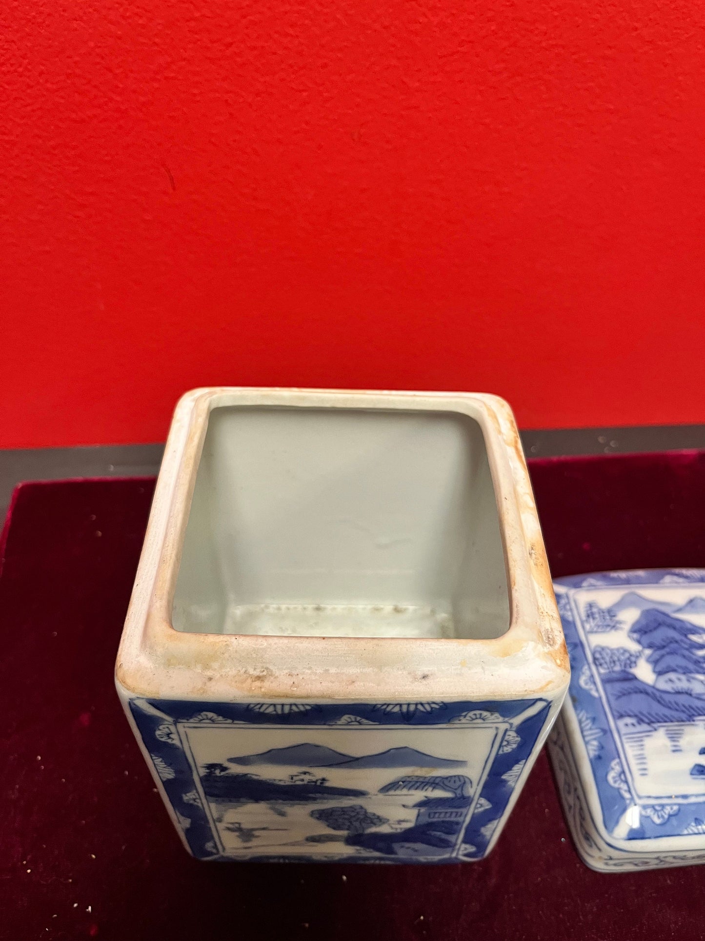 Lovely 4 x 6 high Chinese signed older porcelain box with lid  great condition  perfect gift