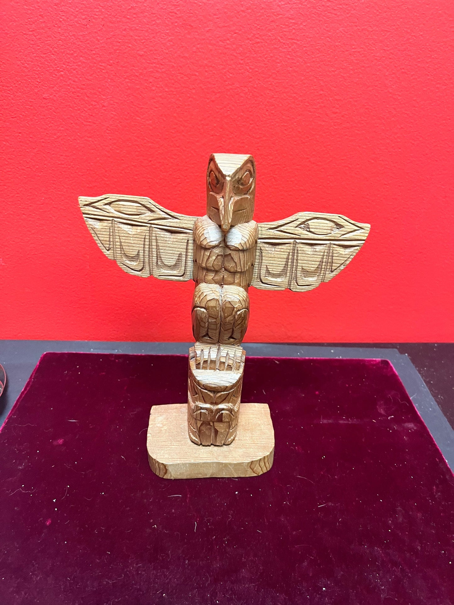 8 x 9 high lovely, unsigned cedar totem pole  I Indigenous, First Nations pacific northwest coast  beauty