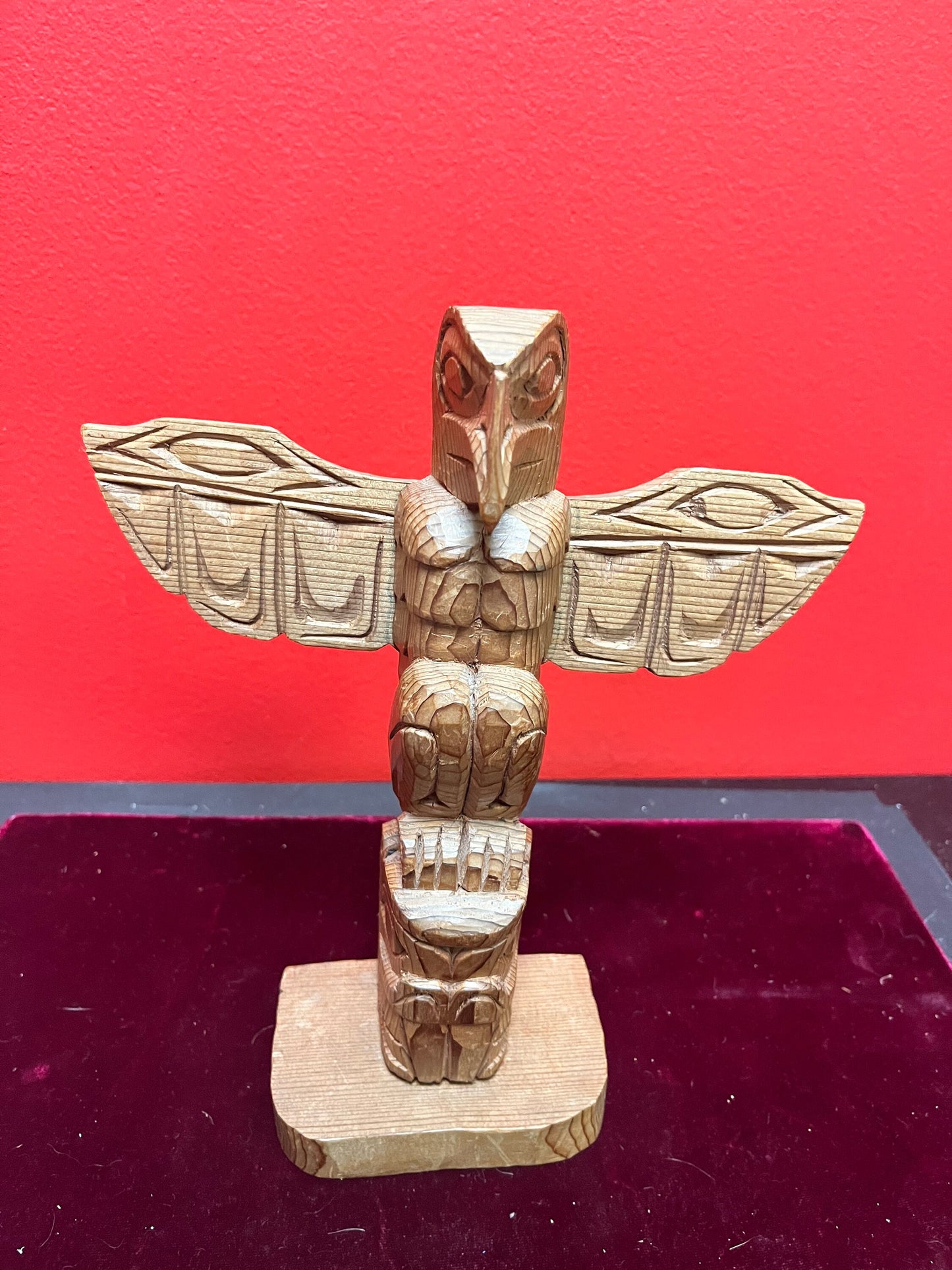 8 x 9 high lovely, unsigned cedar totem pole  I Indigenous, First Nations pacific northwest coast  beauty