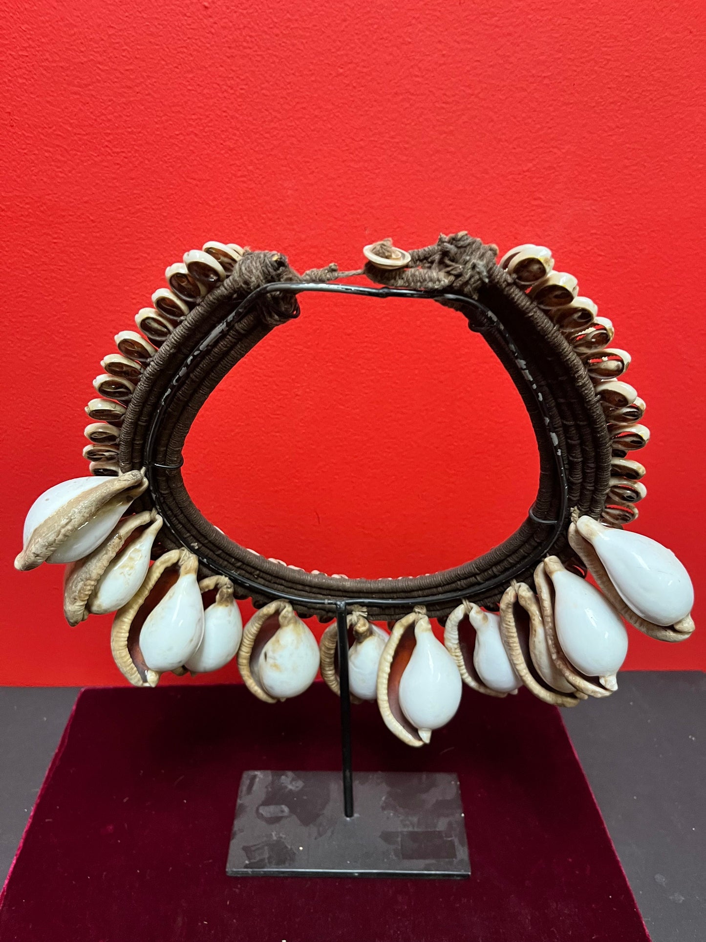 Stunning museum quality 19th century oceanic shell necklace on stand  necklaces, 12 inches tall and 11 inches wide approx - wow