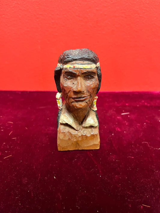 4 inch stunning small primitive Indigenous First Nations antique bust of an Indian  well carved beauty -