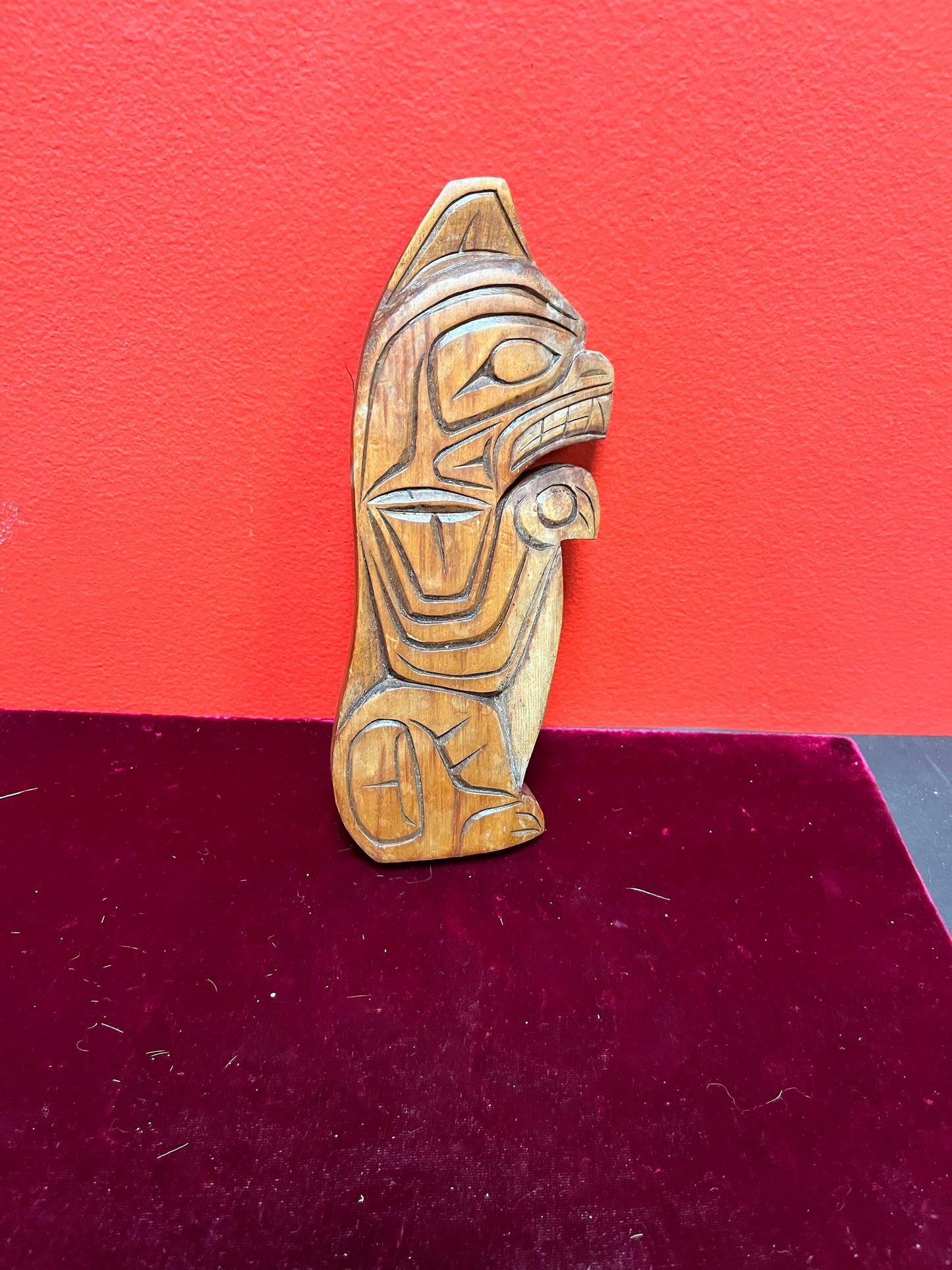 9 inch beaver  Indigenous First Nations pacific northwest coast  nice detail  kind of signed on back  value priced