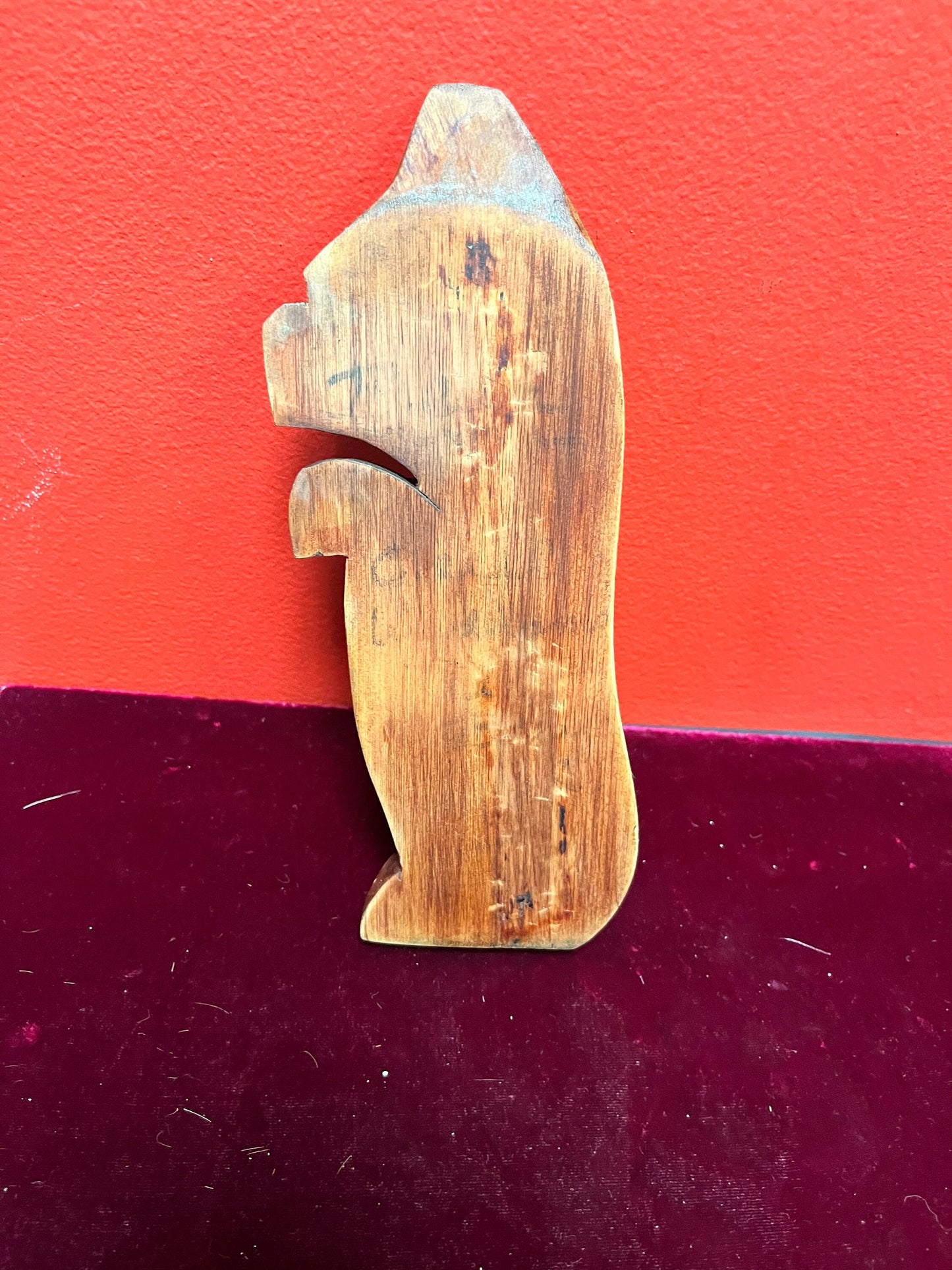 9 inch beaver  Indigenous First Nations pacific northwest coast  nice detail  kind of signed on back  value priced