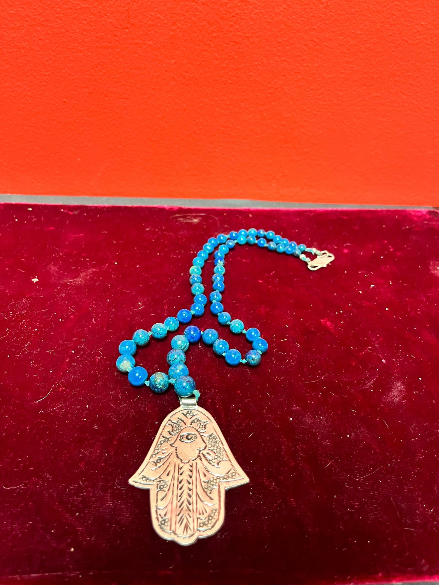 20 inch stone necklace with silver pendant   pretty gift