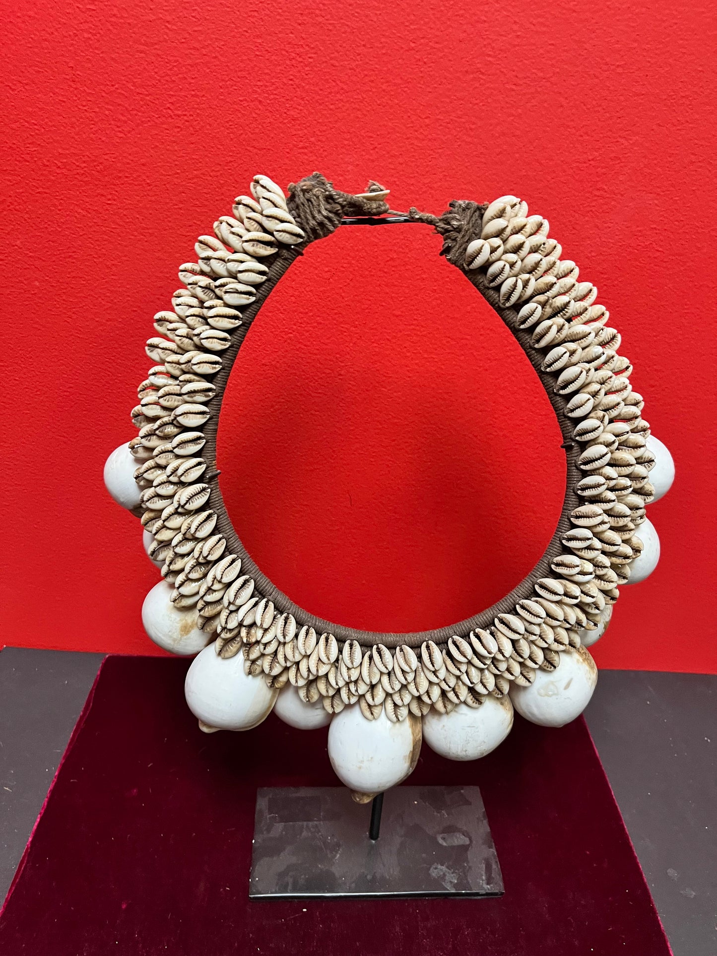 Stunning museum quality 19th century oceanic shell necklace on stand  necklaces, 12 inches tall and 11 inches wide approx - wow