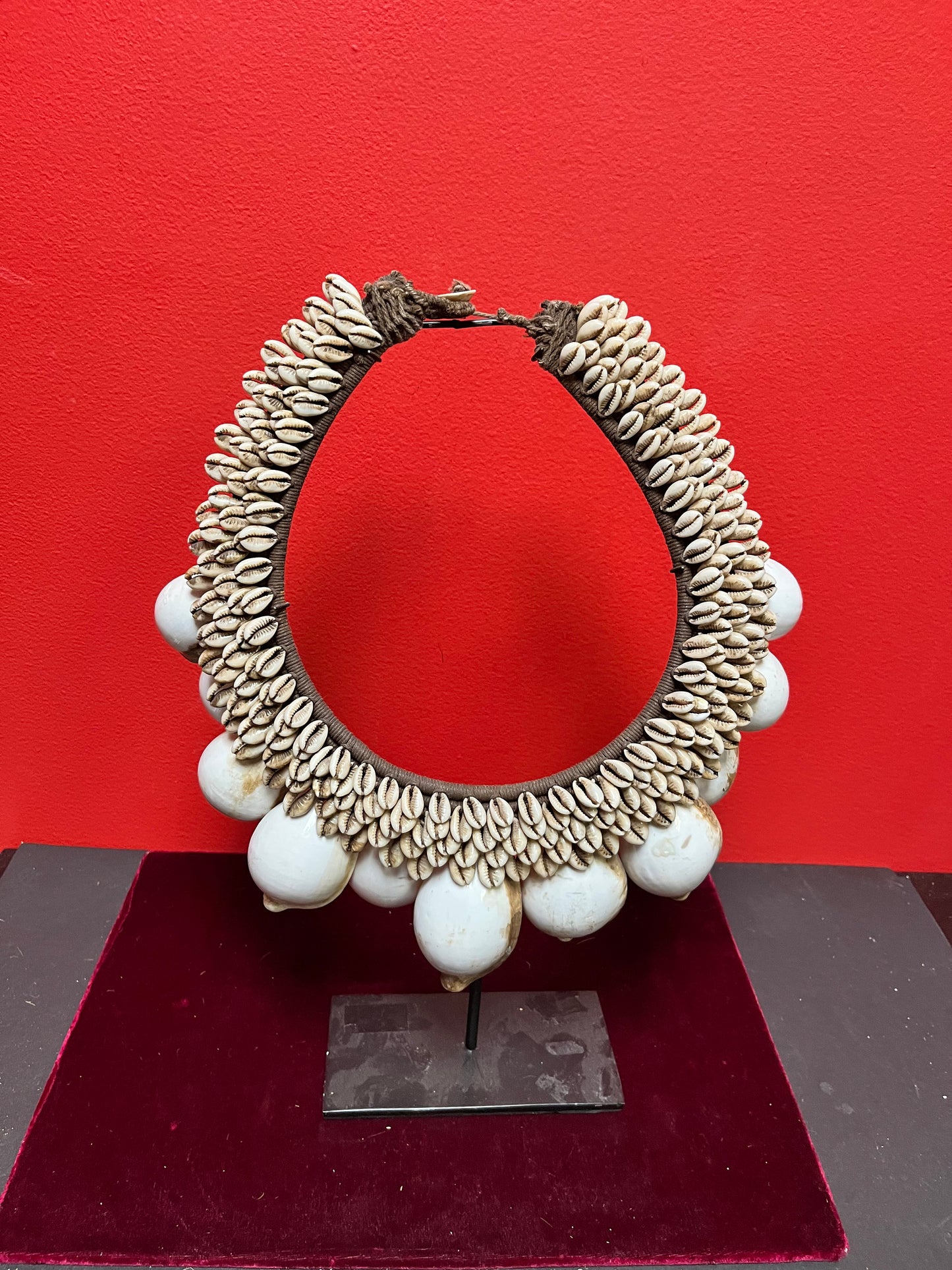 Stunning museum quality 19th century oceanic shell necklace on stand  necklaces, 12 inches tall and 11 inches wide approx - wow